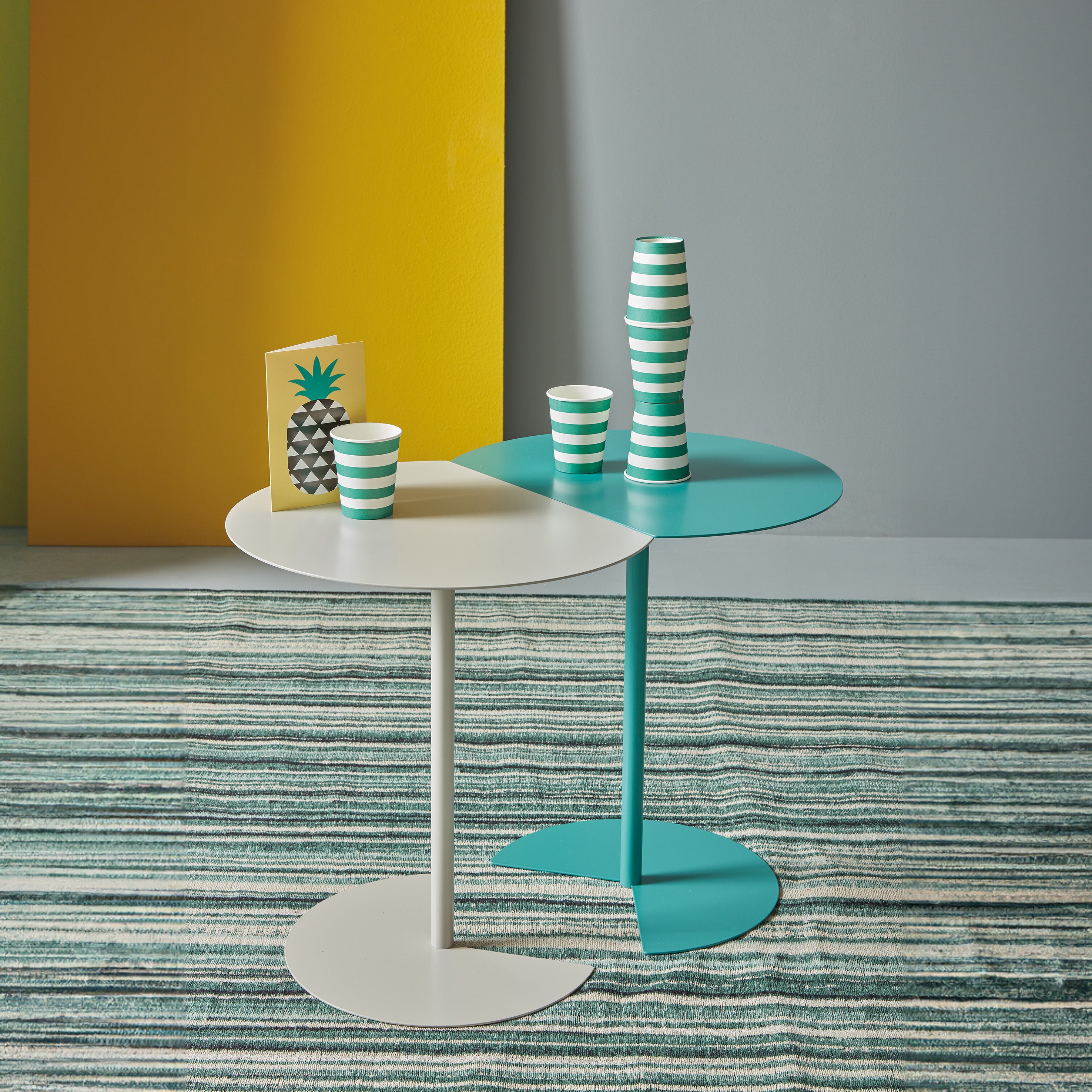 Way tavolino ALTO semirotondo da soggiorno ed esterno - divani.store