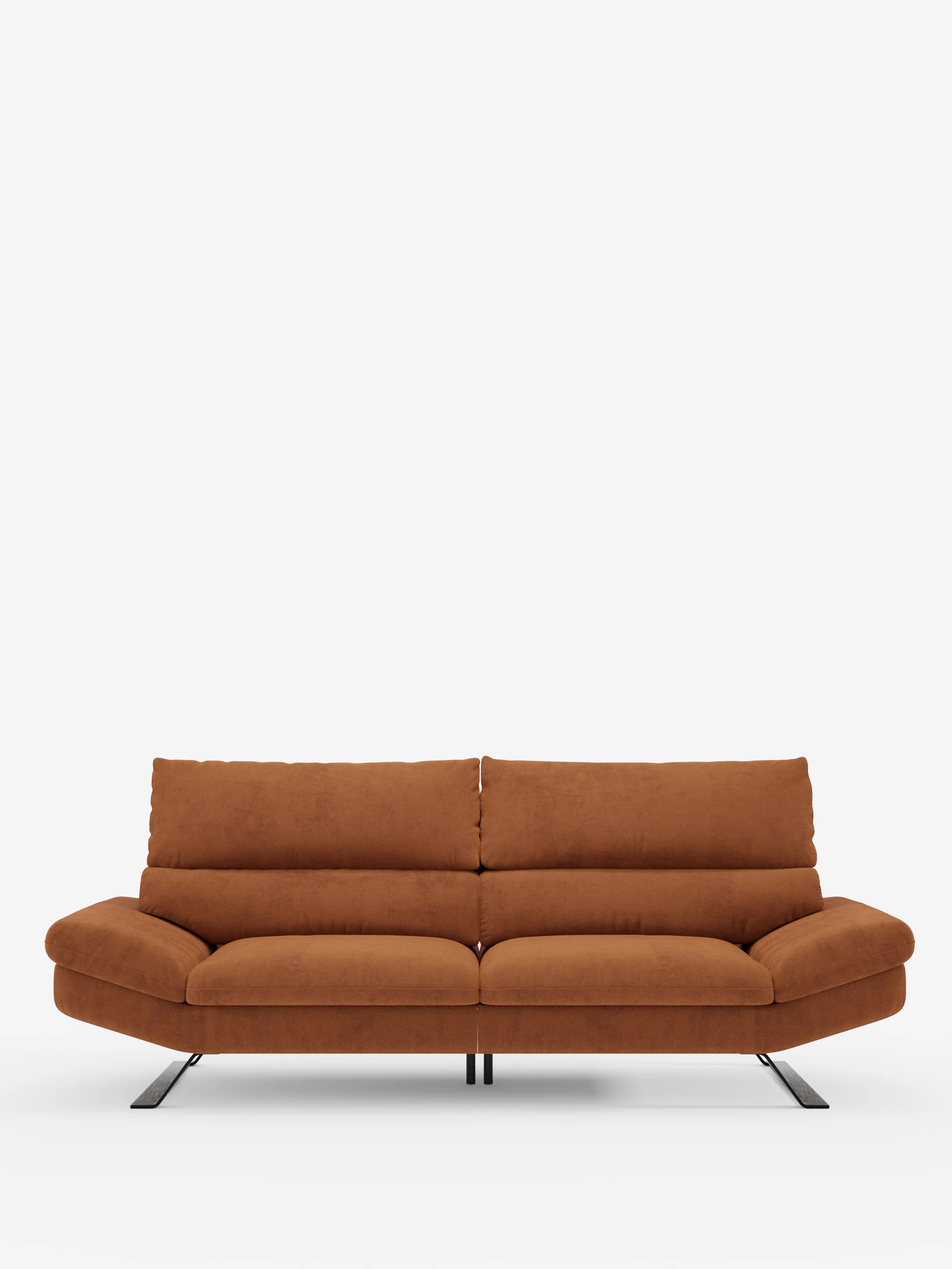 Un divano Eclipse in stile contemporaneo di Divani.Store, disponibile nella versione a 2 o 3 posti con rivestimento in microfibra T11 color ruggine e resistente alle macchie. Il divano presenta morbidi cuscini, un design senza braccioli e dal profilo ribassato, schienali regolabili (schienali traslanti) e gambe alte in metallo con finitura titanio. È ripreso su uno sfondo bianco a tinta unita per esaltarne il look elegante e minimalista.