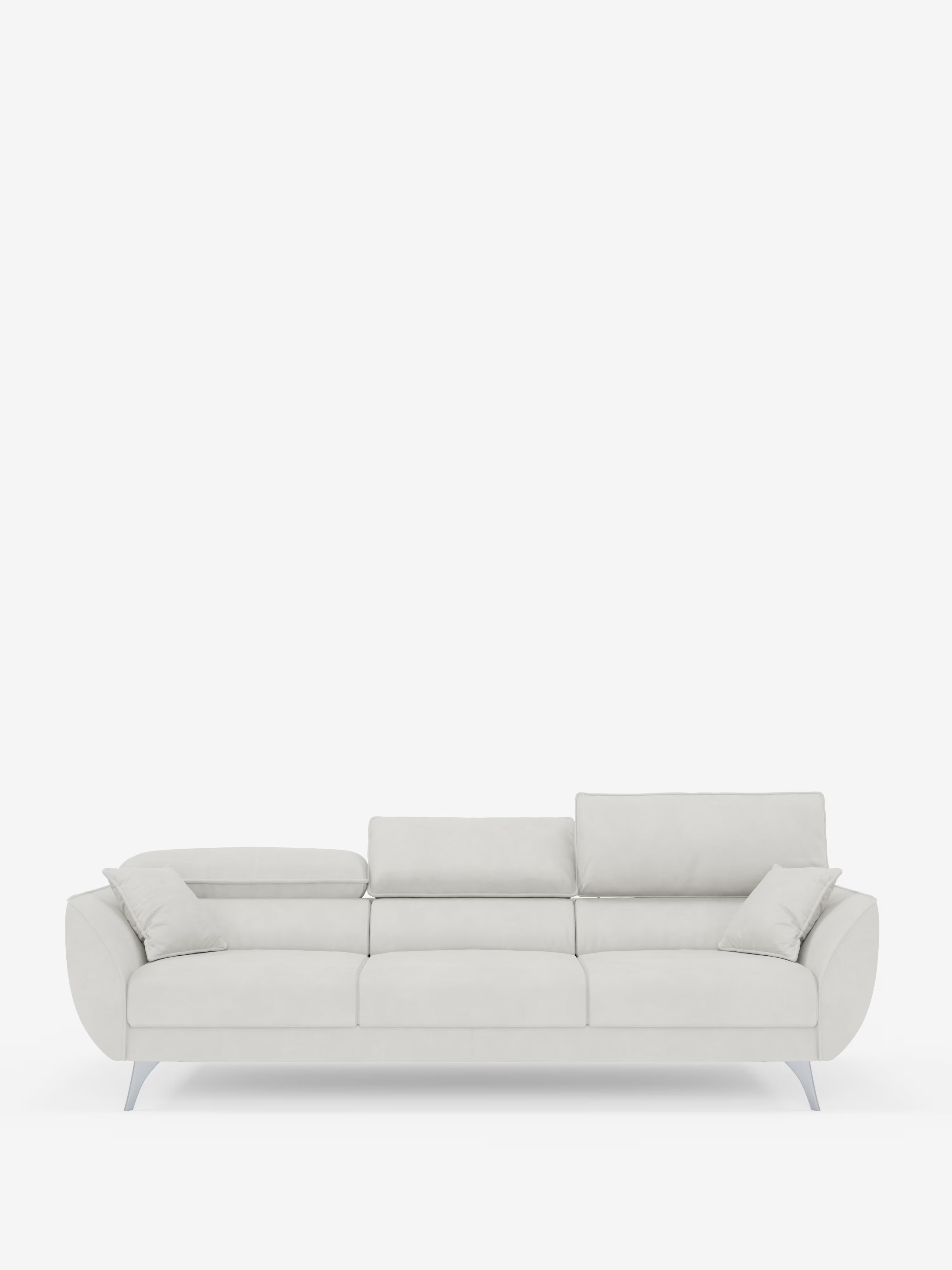 Un divano contemporaneo Michelangelo 4 Posti di Divani.Store, rivestito in elegante tessuto vellutino T30 grigio chiaro e resistente alle macchie, presenta tre spaziosi cuscini di seduta estensibili e braccioli bassi e larghi, il tutto su eleganti gambe in metallo. Il divano è dotato di poggiatesta reclinabili per un maggiore comfort ed è corredato da due cuscini coordinati su ciascun lato e da schienali leggermente reclinabili. L’immagine è ambientata su uno sfondo bianco a tinta unita.