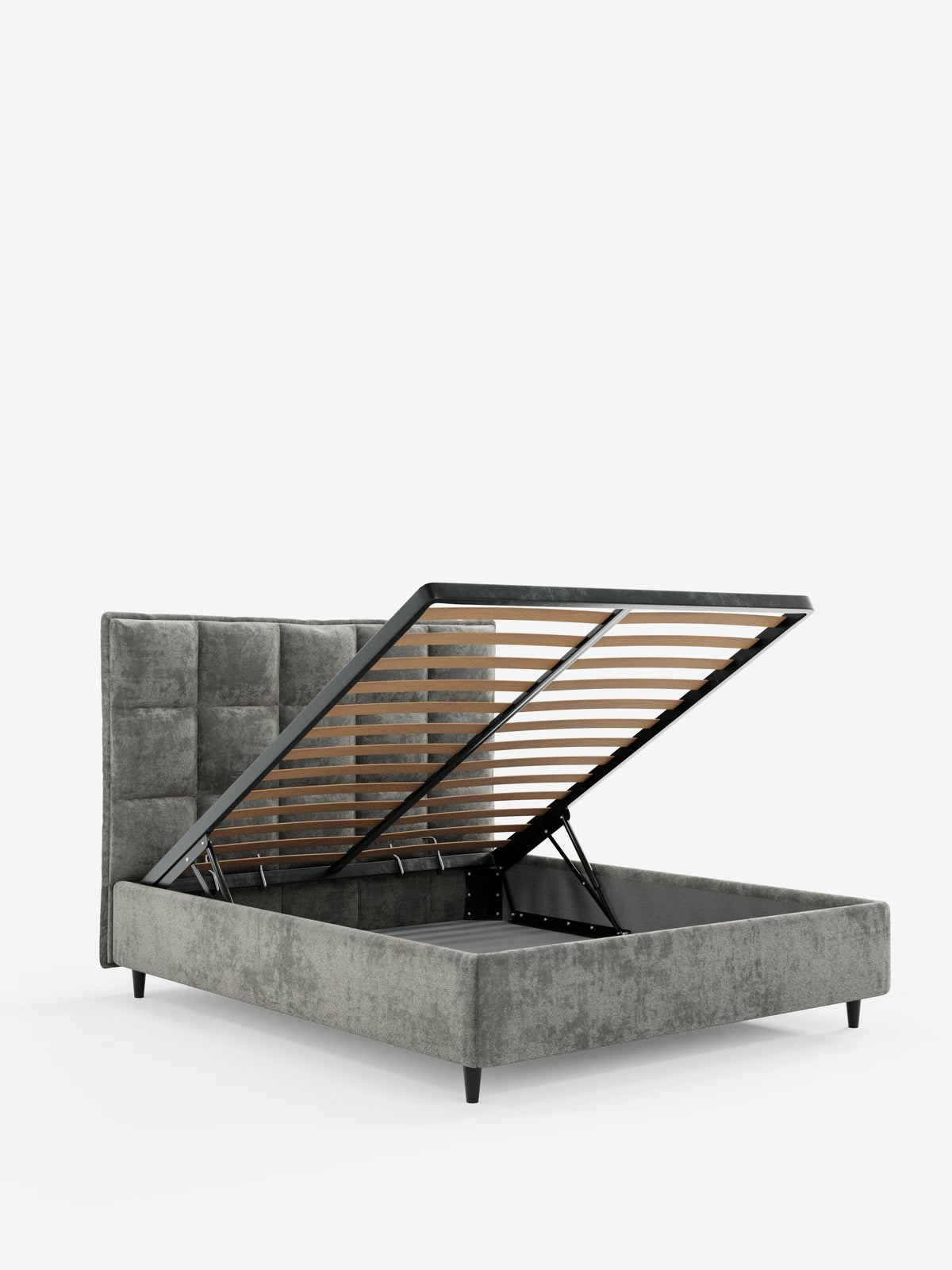 Il letto imbottito AURO con contenitore e testiera alta capitonné in ciniglia Oeko-Tex® di Letti.store è un elegante letto grigio con una testiera imbottita e trapuntata alta (testiera capitonné). La base a doghe si solleva facilmente, rivelando un pratico vano contenitore nascosto. Il letto poggia su piedini neri corti ed è presentato su uno sfondo bianco neutro.