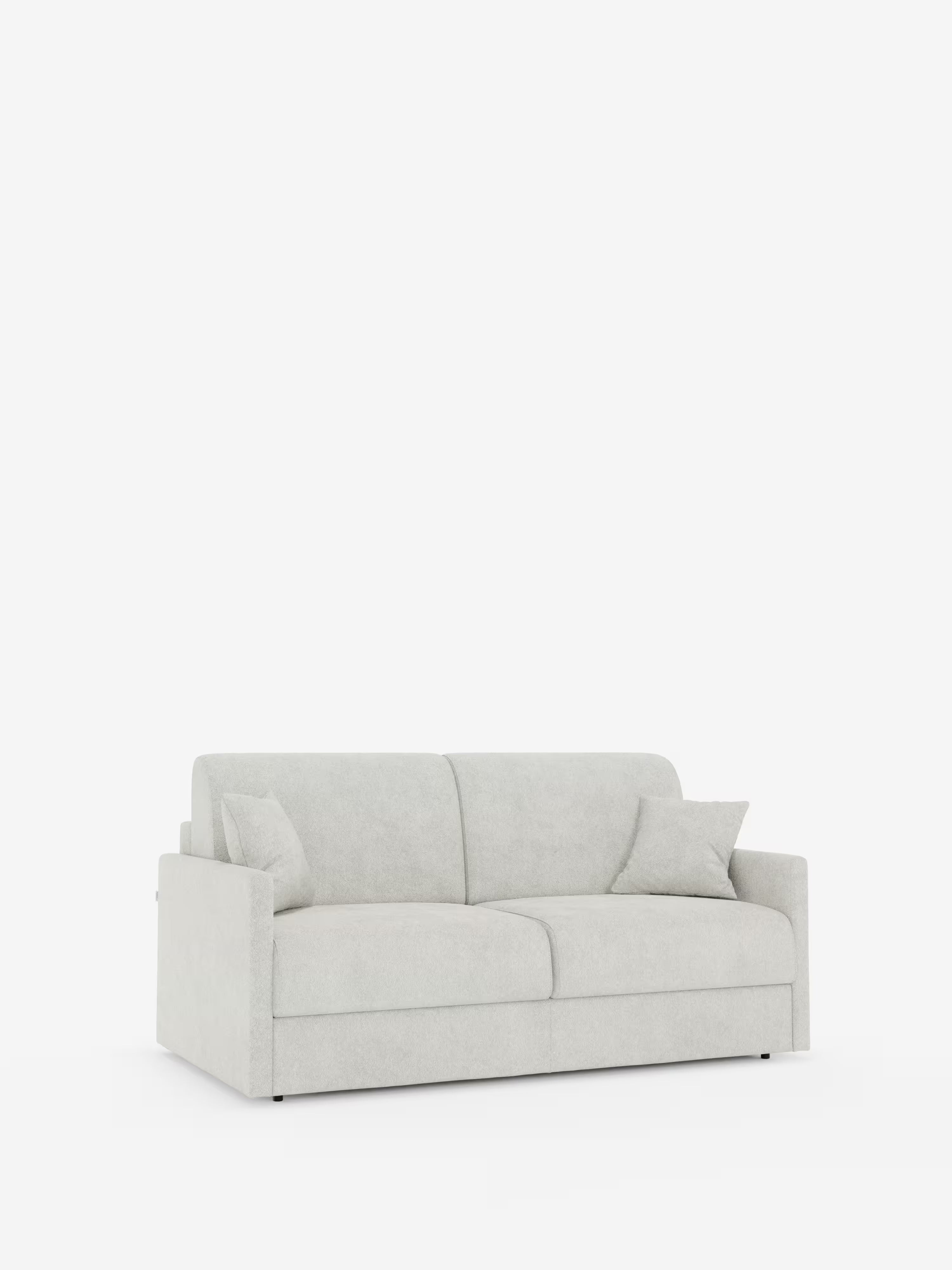 Un divano a due posti moderno, di colore grigio chiaro, dalle linee pulite, con braccioli squadrati e due cuscini coordinati di Divani.Store, è messo in risalto su uno sfondo bianco a tinta unita. Il divano letto Tommy Divano a 2 e 3 posti matrimoniale, realizzato in tessuto T33 simile al cotone, 100% sfoderabile e antimacchia, presenta un design minimalista e contemporaneo, ideale per un salotto moderno.