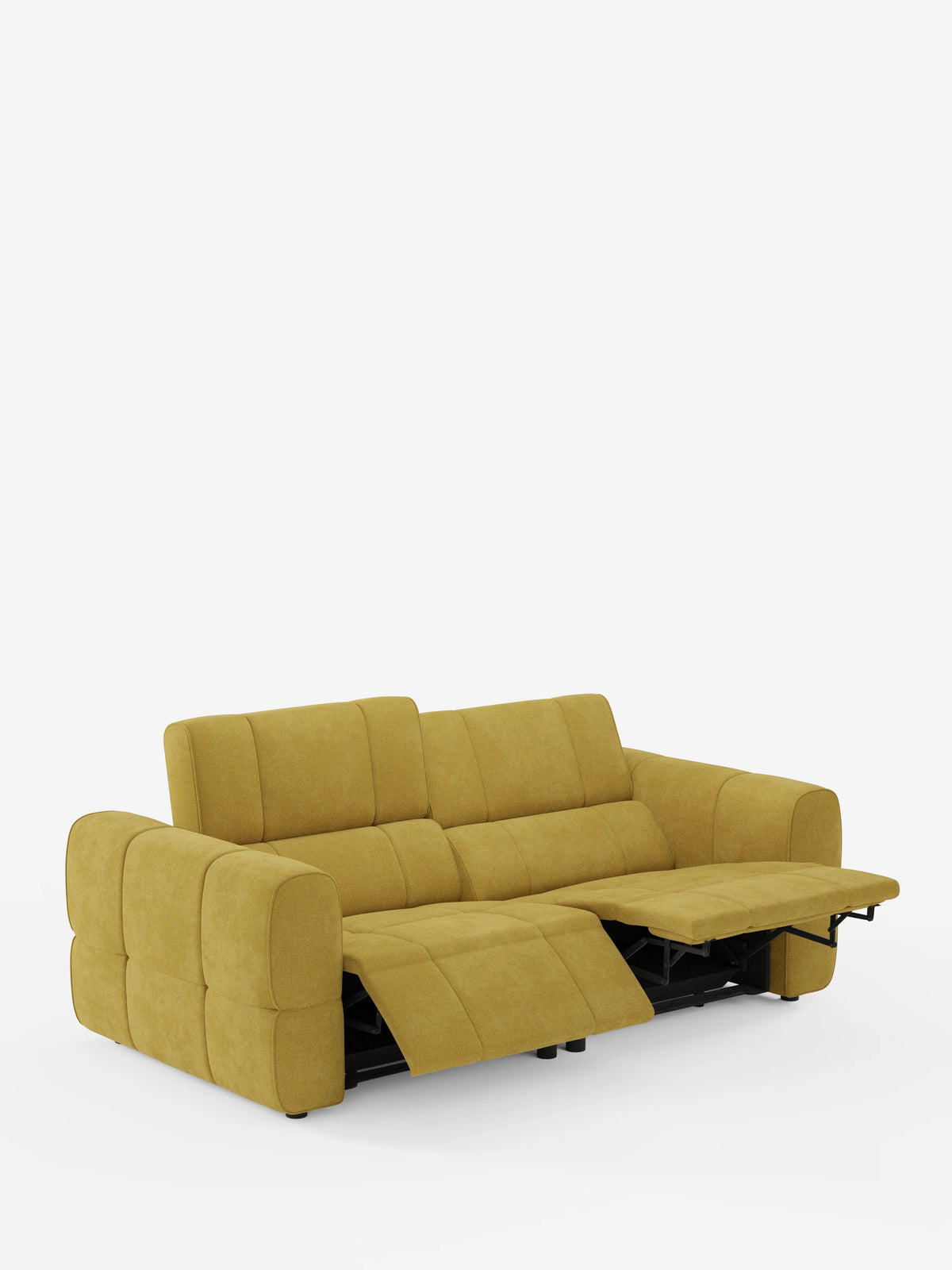Un divano modulare Giotto a 3 posti color giallo senape su sfondo bianco, caratterizzato da una seduta completamente reclinabile con struttura meccanica nera a vista, pannelli imbottiti orizzontali ed elementi di design contemporaneo.