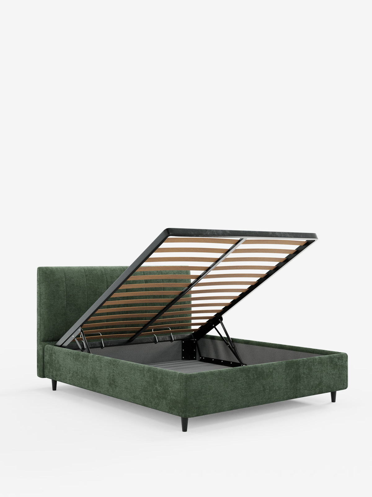 Il letto imbottito ONYX con contenitore e testiera verticale in tessuto certificato Oeko-Tex® di Letti.store è un letto moderno di colore verde scuro caratterizzato da un design dal profilo basso e da gambe affusolate nere. La sua testiera rettangolare, alta e con pannelli verticali, insieme alla rete a doghe in legno ribaltabile, rivelano un ampio spazio contenitivo sottostante, il tutto su uno sfondo bianco a tinta unita.
