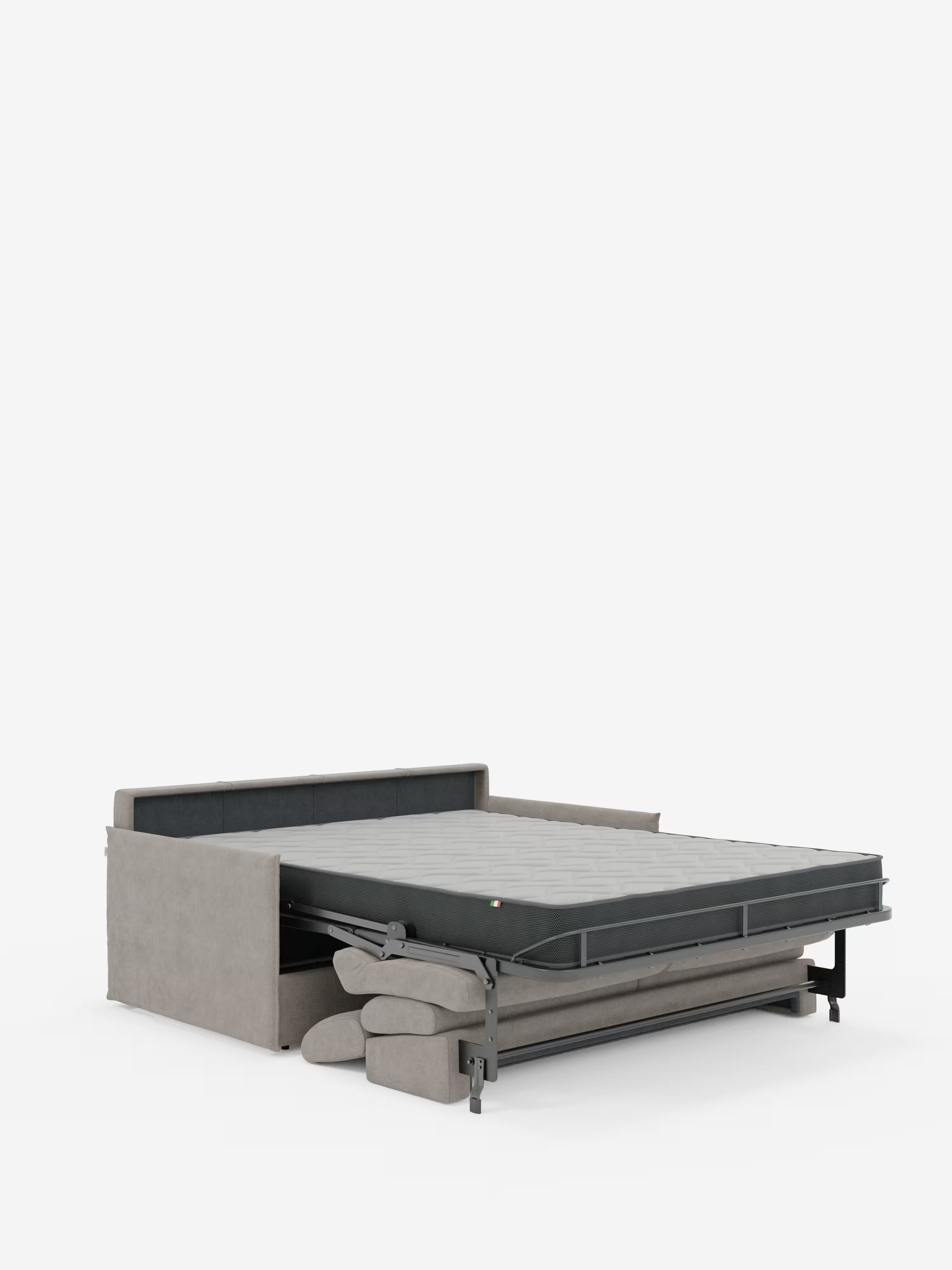 Il divano letto Miryam con poggiatesta reclinabili e comfort maxi di Divani.Store è presentato nella versione in grigio moderno, completamente trasformato in letto. Il materasso è visibile, mentre i cuscini del divano sono riposti ordinatamente sotto la struttura del letto. Caratterizzato da un design compatto in morbido tessuto smacchiabile T31 e da uno stile minimal contemporaneo, il divano letto risalta su uno sfondo bianco a tinta unita, sottolineandone l’eleganza semplice e funzionale.