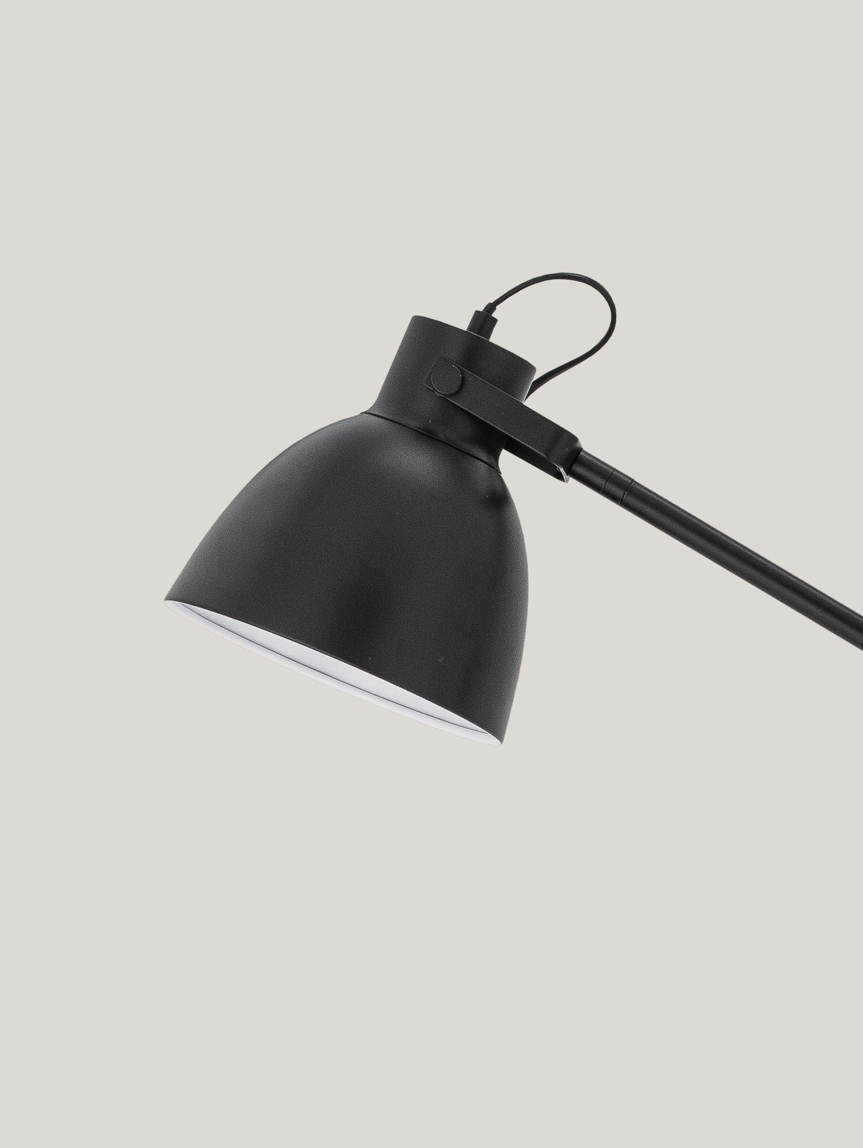 Barca lampada da terra in metallo nero regolabile - divani.store