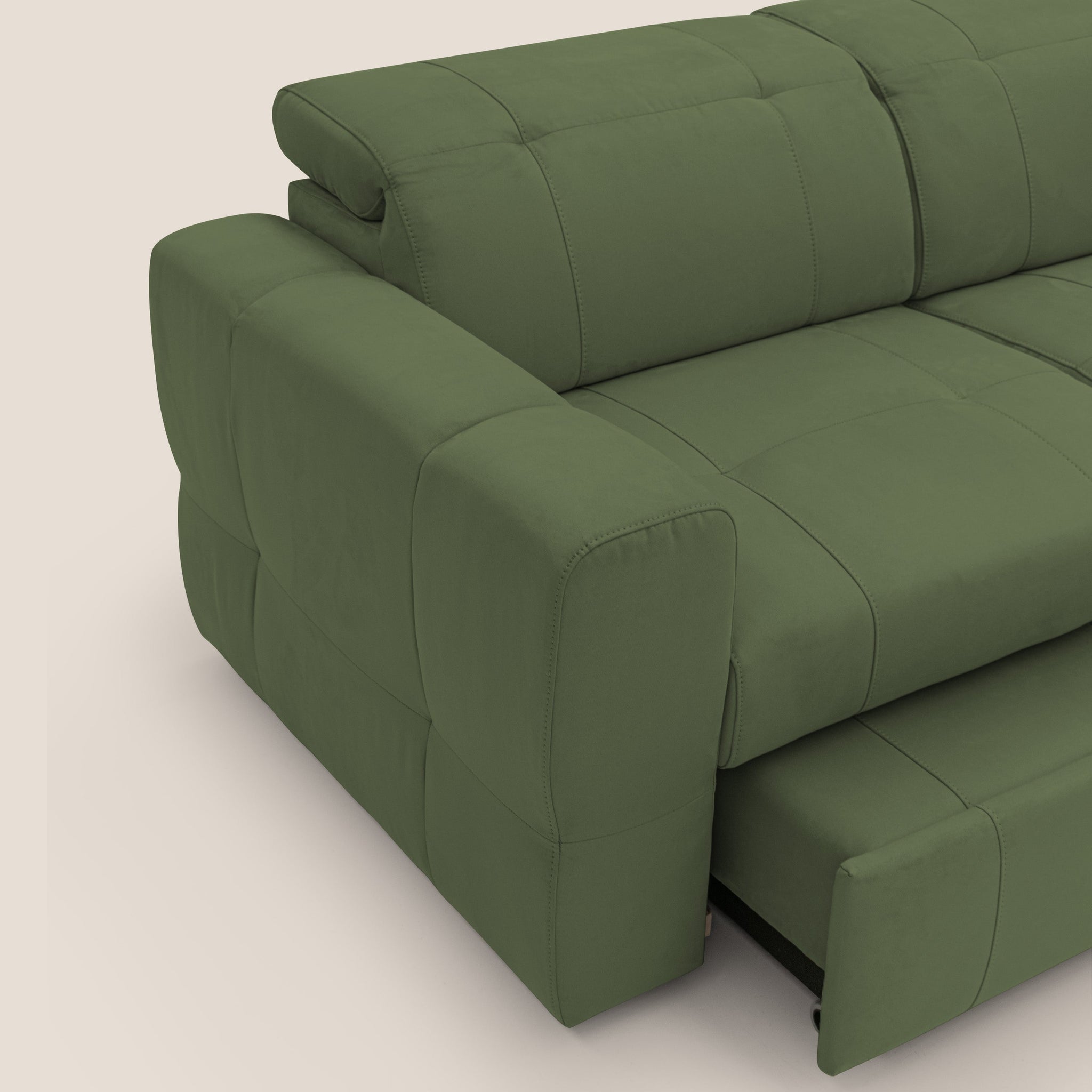 Kronos Ecksofa mit ausziehbarer Ottomane und mobilem Hocker mit Staufach aus wasserfester Mikrofaser T11