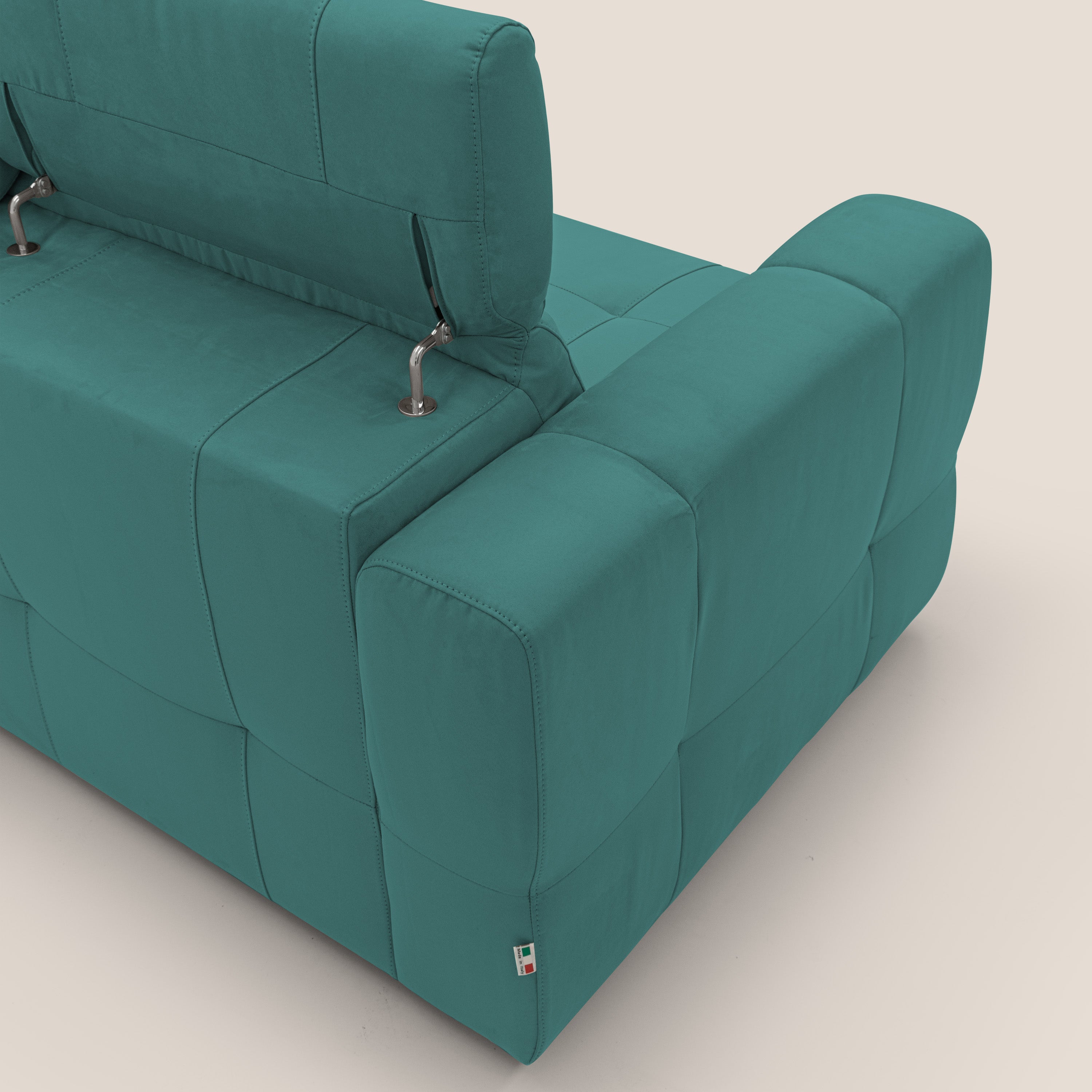 Kronos Divano angolare con pouf estraibile e penisola contenitore in microfibra impermeabile T11 petrolio - divani.store