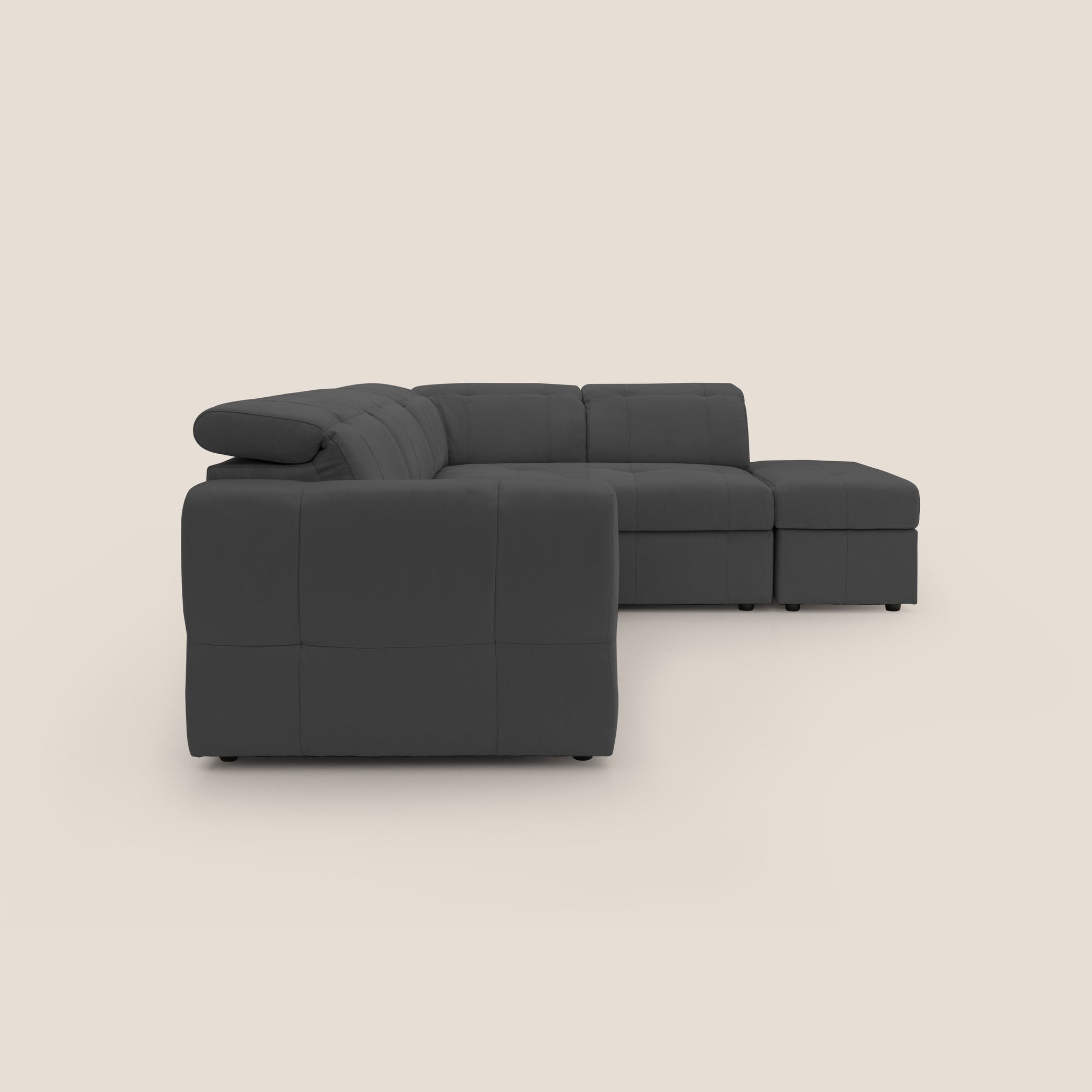 Kronos Ecksofa mit ausziehbarer Ottomane und mobilem Hocker mit Staufach aus wasserfester Mikrofaser T11