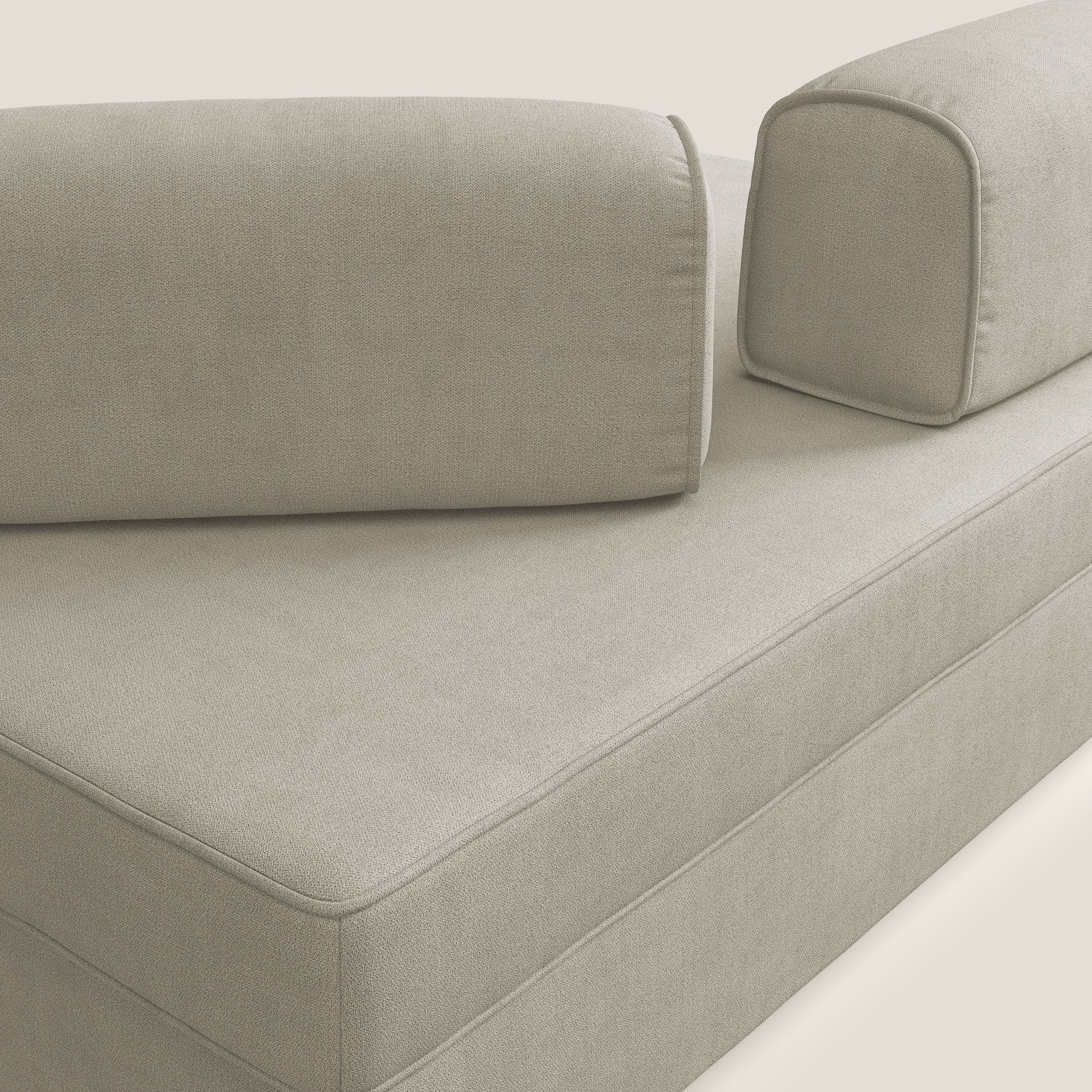 Liberty divano con pouf estraibile e schienali movibili in tessuto morbido impermeabile T02 panna - divani.store