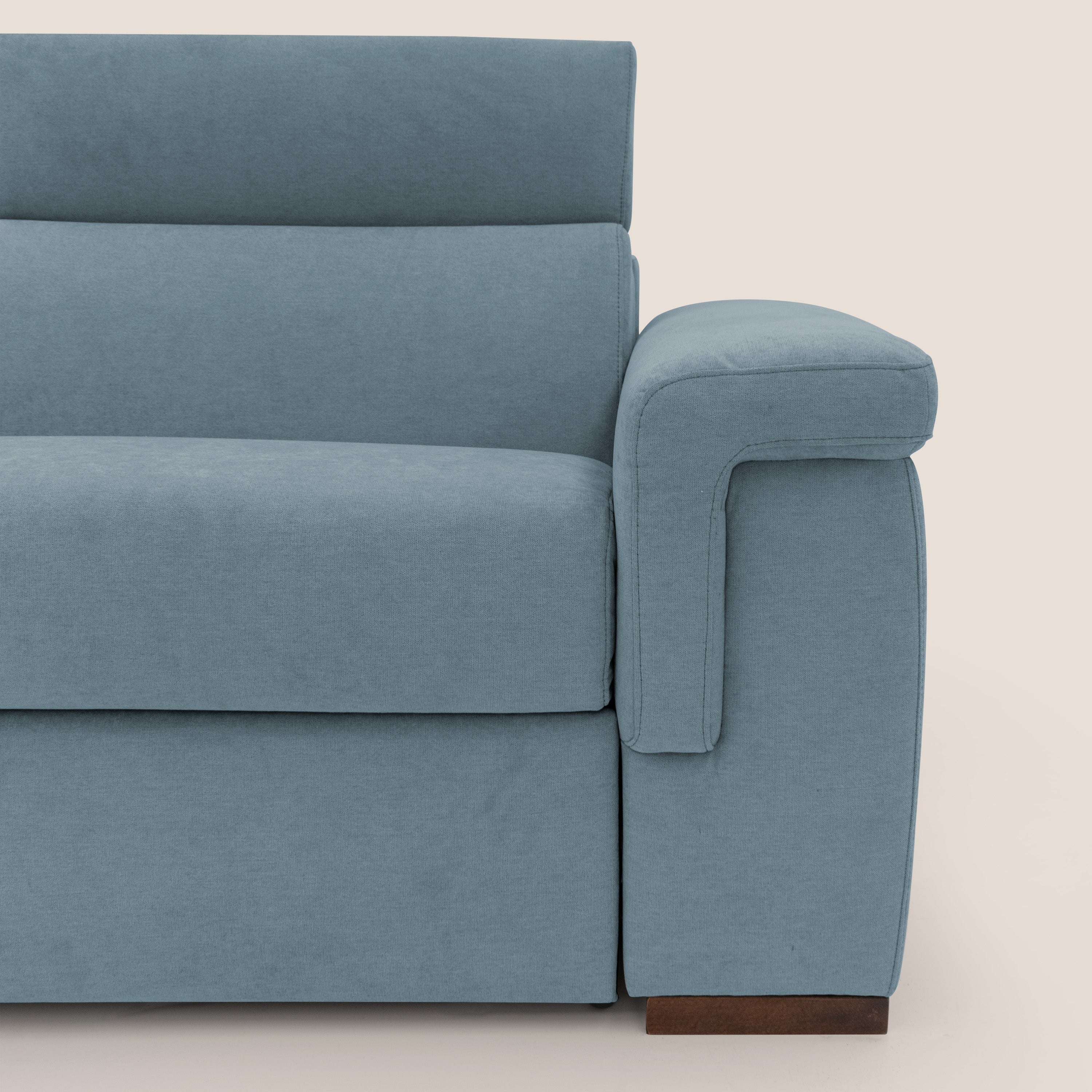 Giunone divano letto con materasso alto 18 cm e poggiatesta reclinabili in tessuto impermeabile T02 carta da zucchero - divani.store