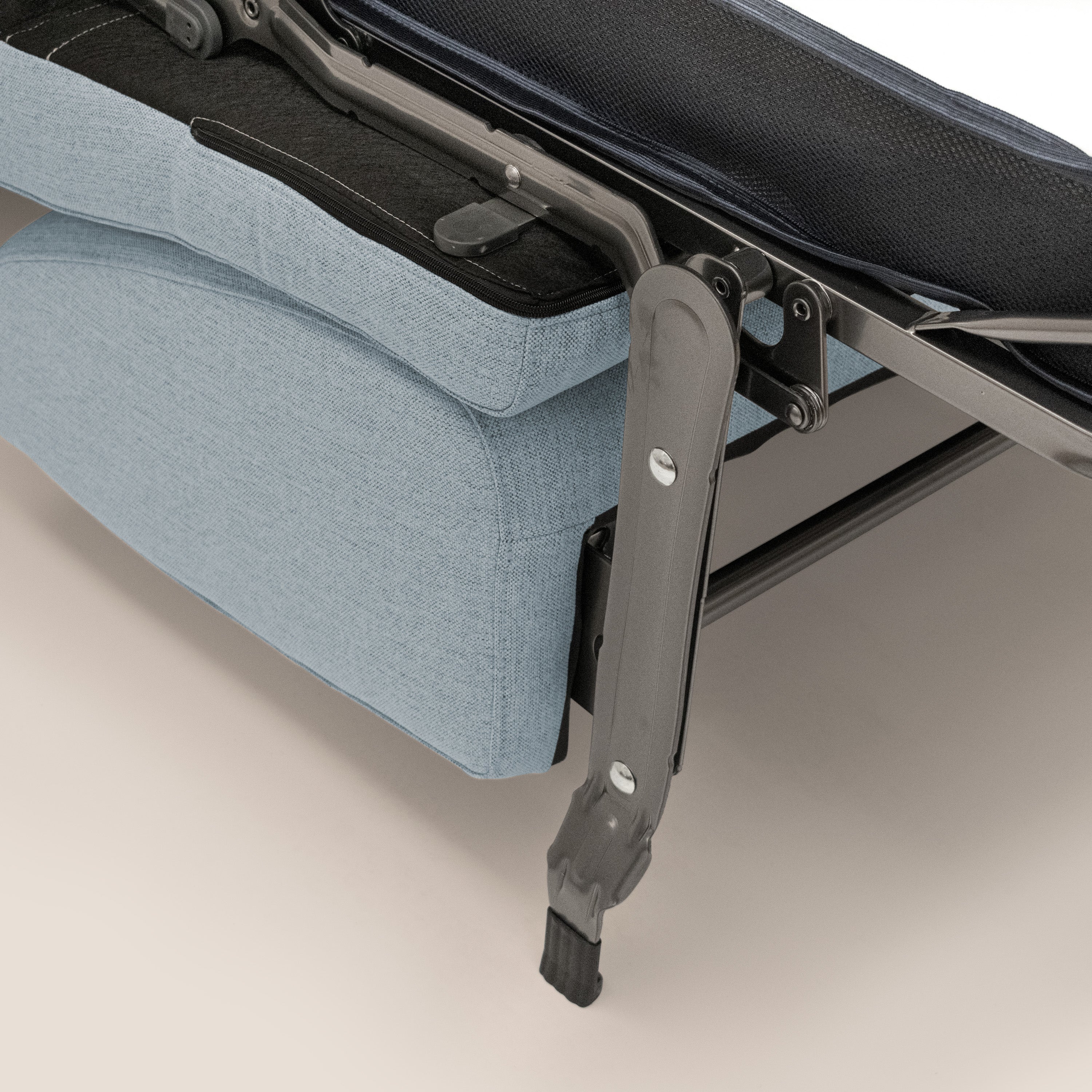 Scarlet Schlafsofa aus wasserfestem Baumwollmischgewebe T19 baby blau