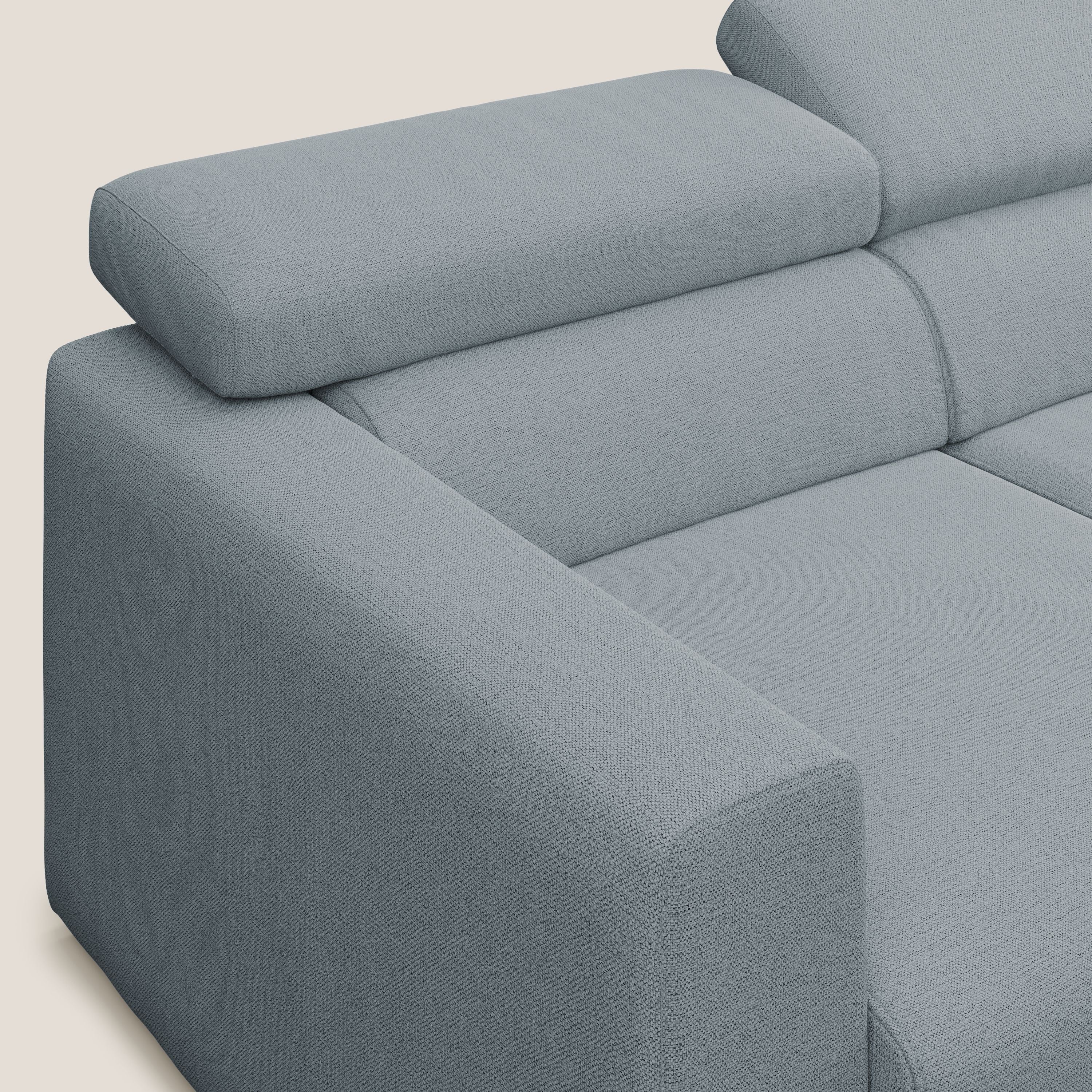 Dylan divano a 3 sedute con pouf estraibile poggiapiedi in tessuto fiammato simil cotone impermeabile T19 carta da zucchero - divani.store