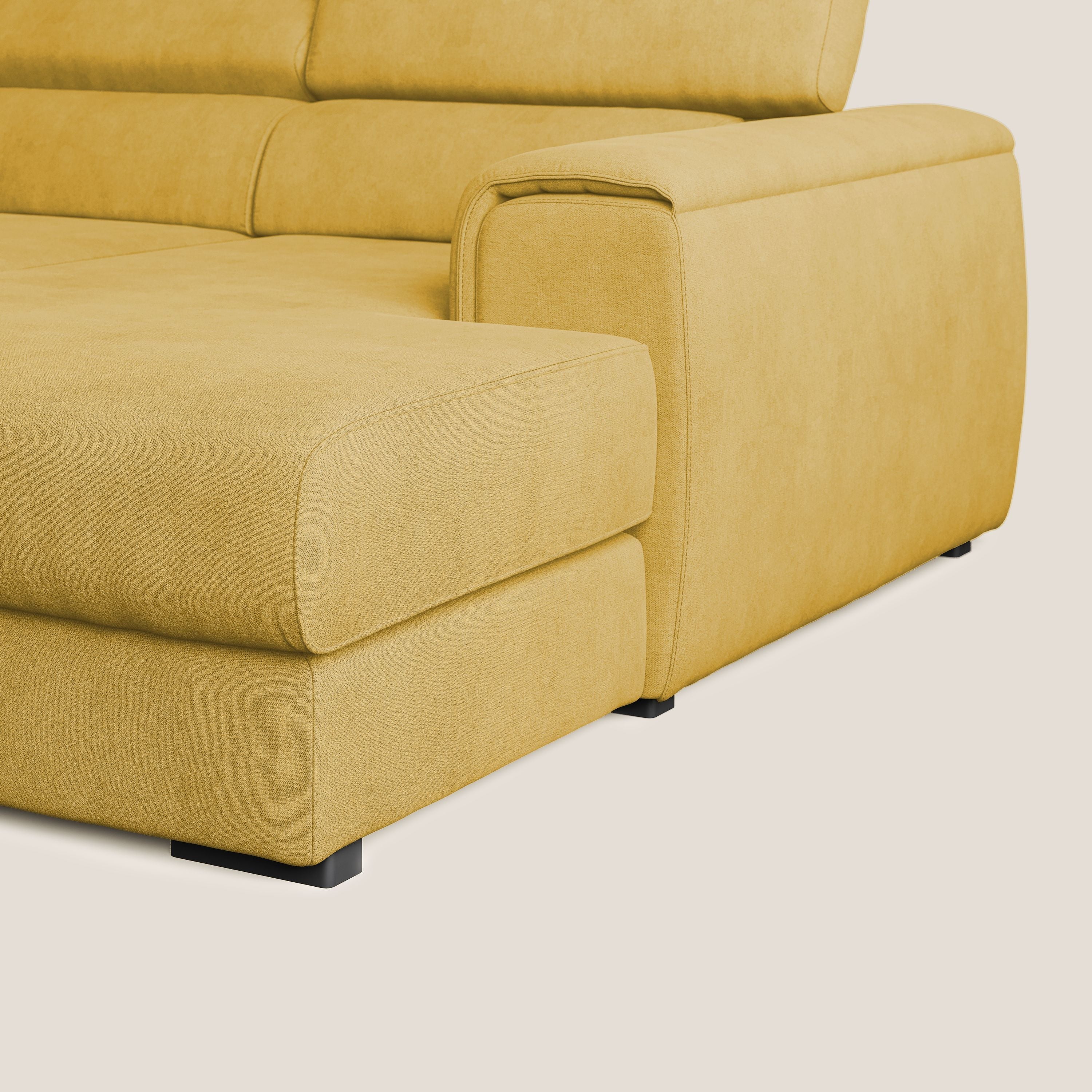 Zeno Divano angolare con pouf estraibile poggiapiedi in tessuto morbido impermeabile T02 giallo - divani.store
