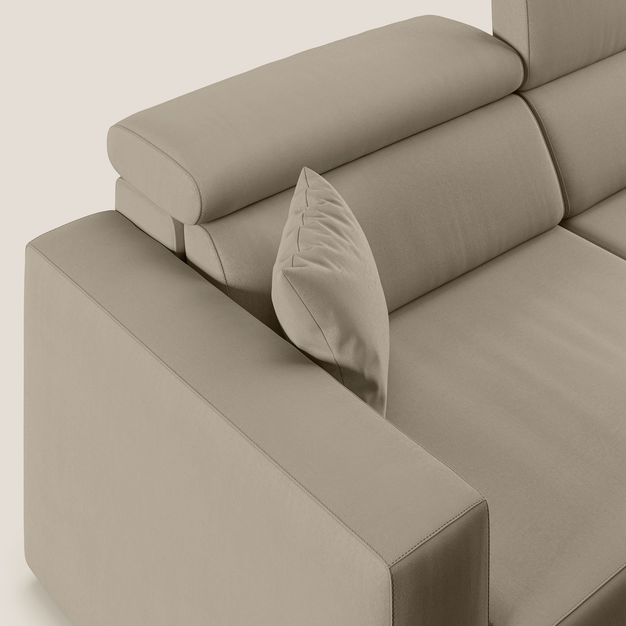 Orwell Sofa mit ausziehbarem Sitz aus abwaschbarer Mikrofaser T11