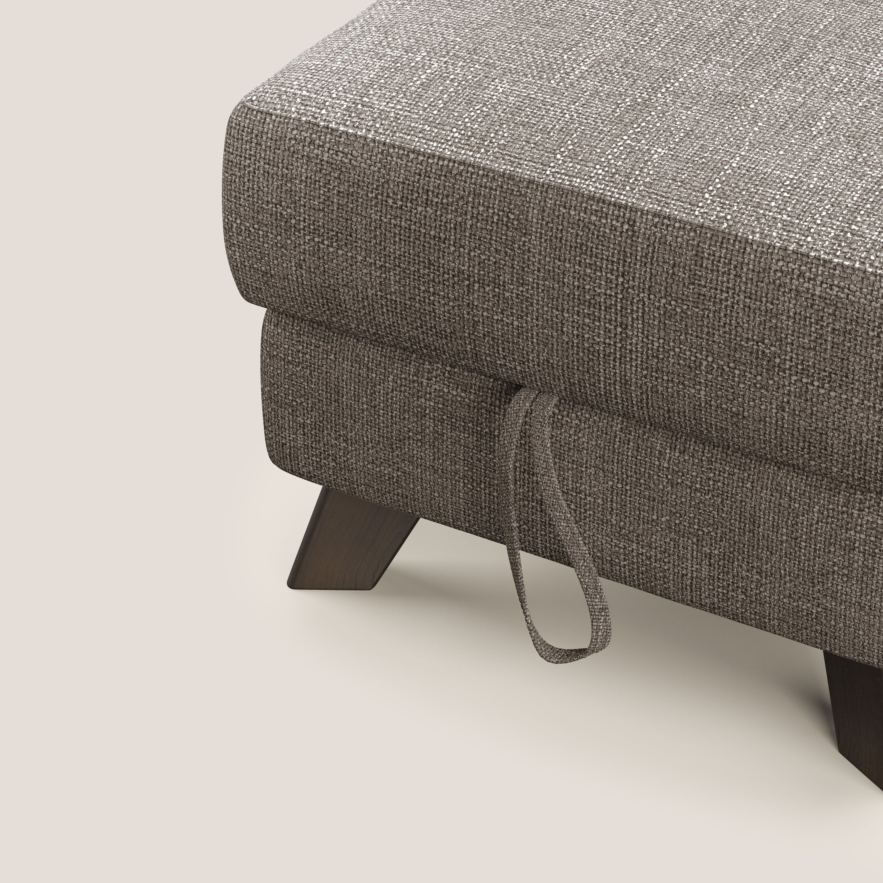 Moon Pouf contenitore e piedini alti in tessuto morbido ad intreccio soft-touch impermeabile T06 marrone - divani.store