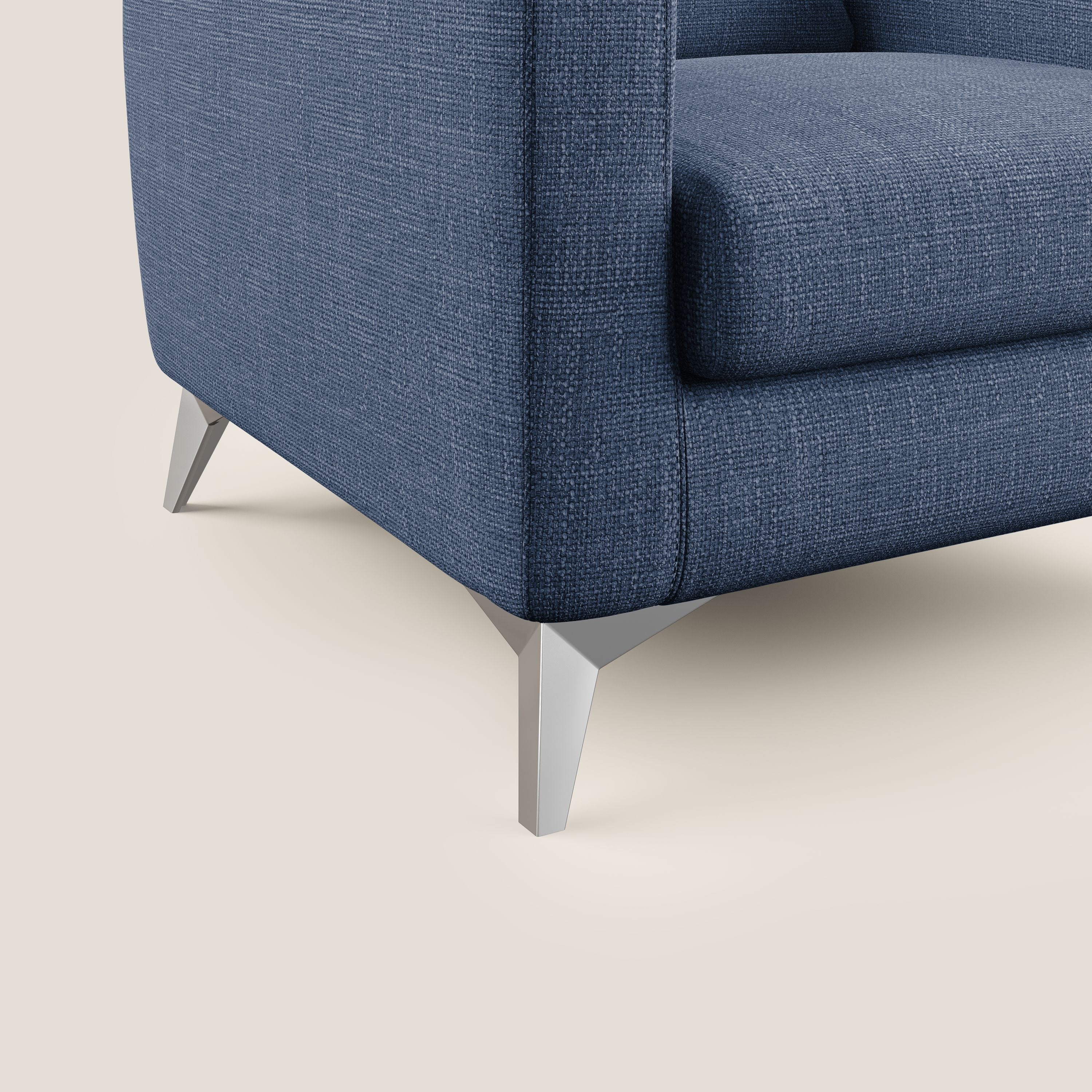 Orione Poltroncina in morbido tessuto impermeabile ad intreccio T06 blu - divani.store