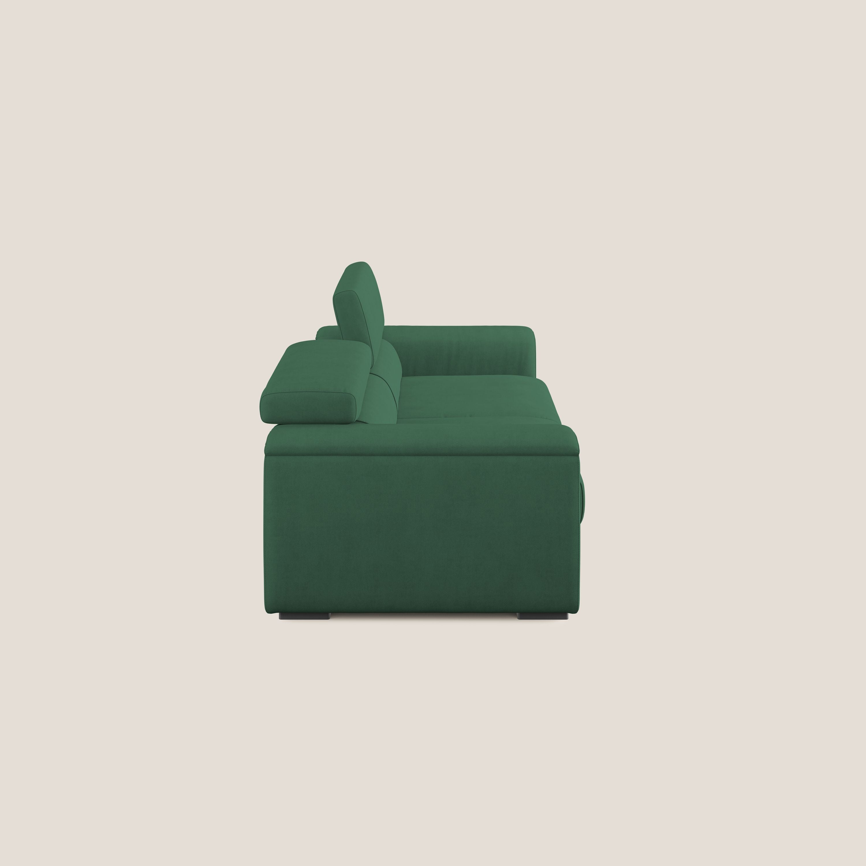 Zeno Divano con pouf estraibile poggiapiedi in tessuto morbido impermeabile T02 verde - divani.store