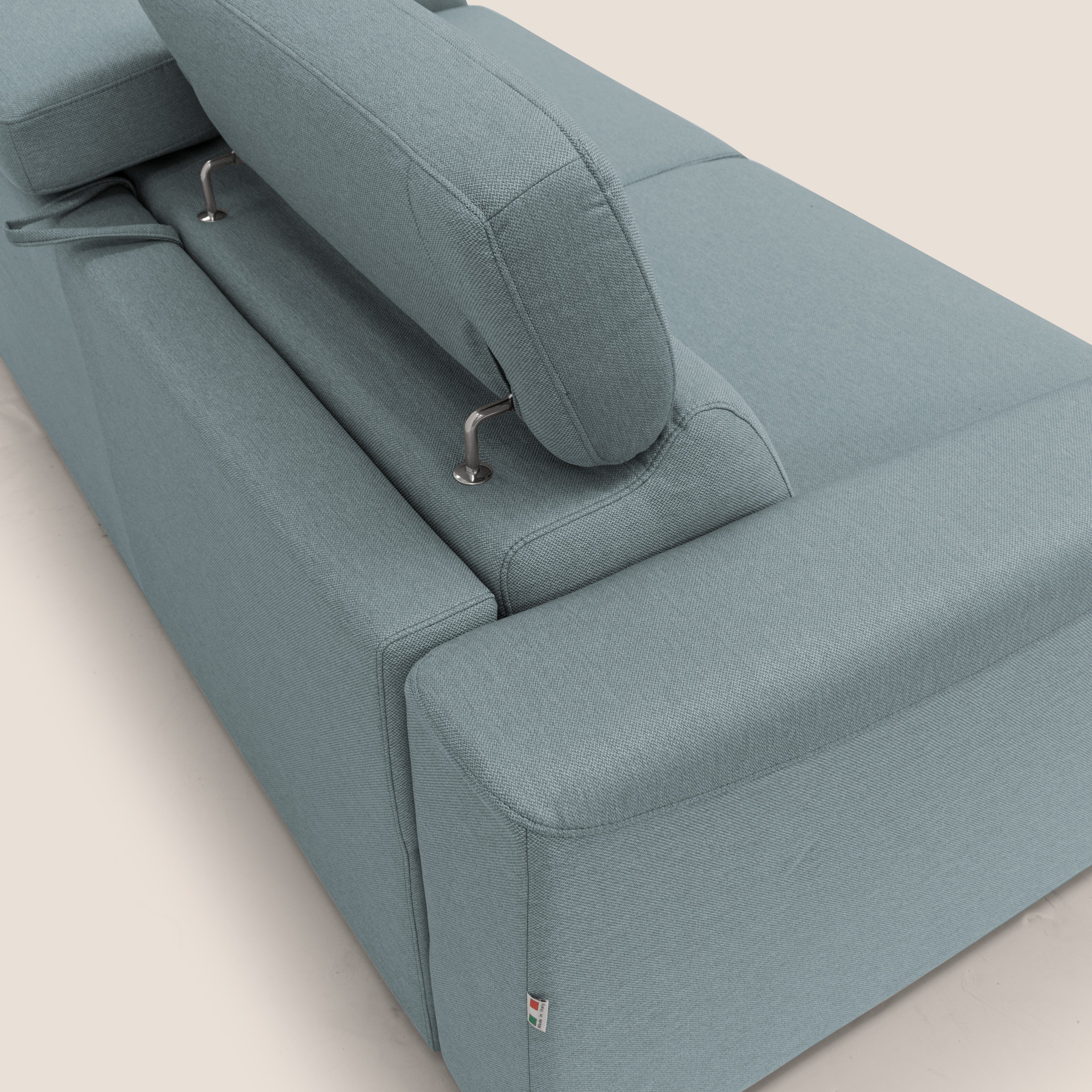 Poseidon Schlafsofa mit elektrischem Relaxmechanismus aus wasserfestem, abwaschbarem Stoff T05 puderzucker