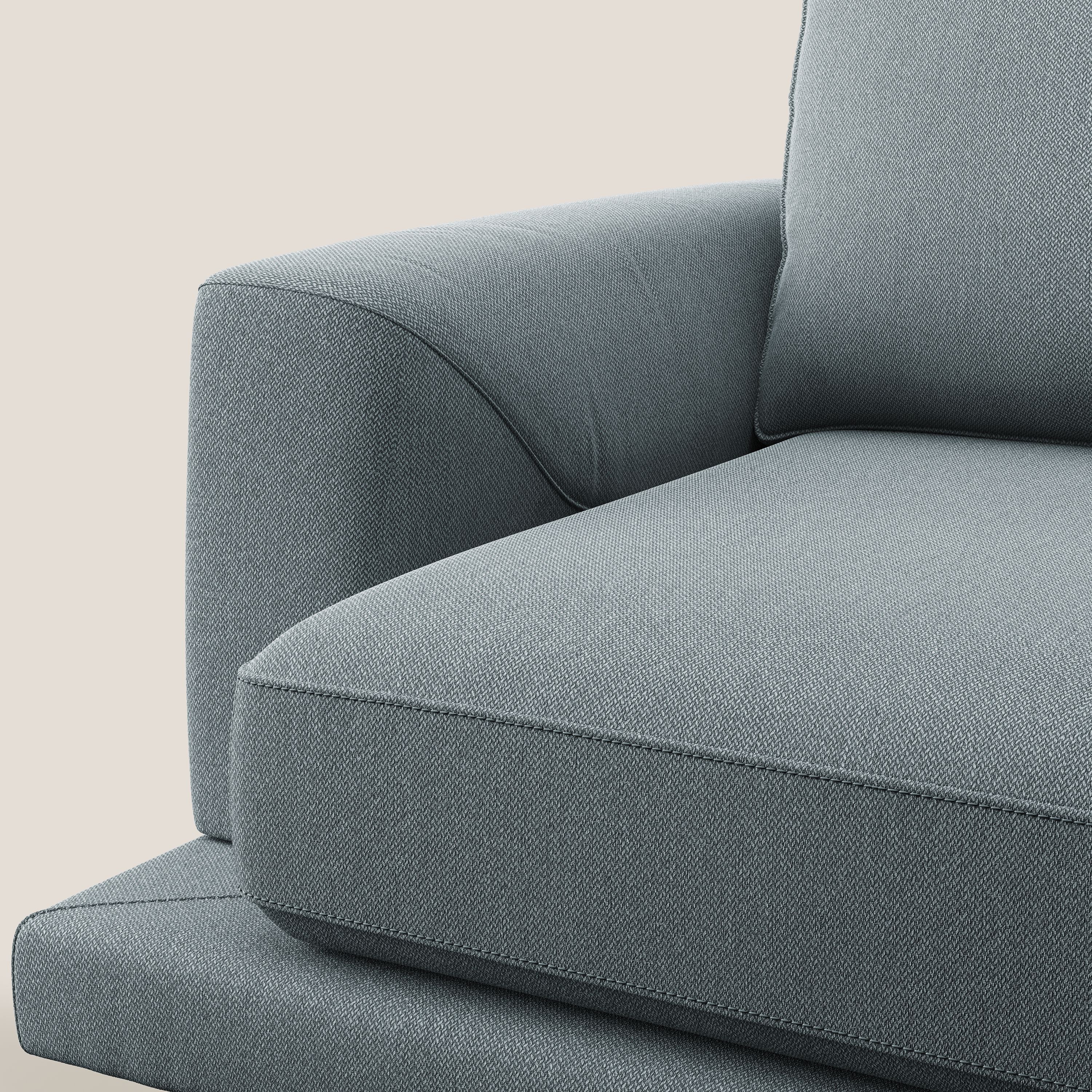 Dorian poltrona moderna in tessuto smacchiabile T05 carta da zucchero - divani.store