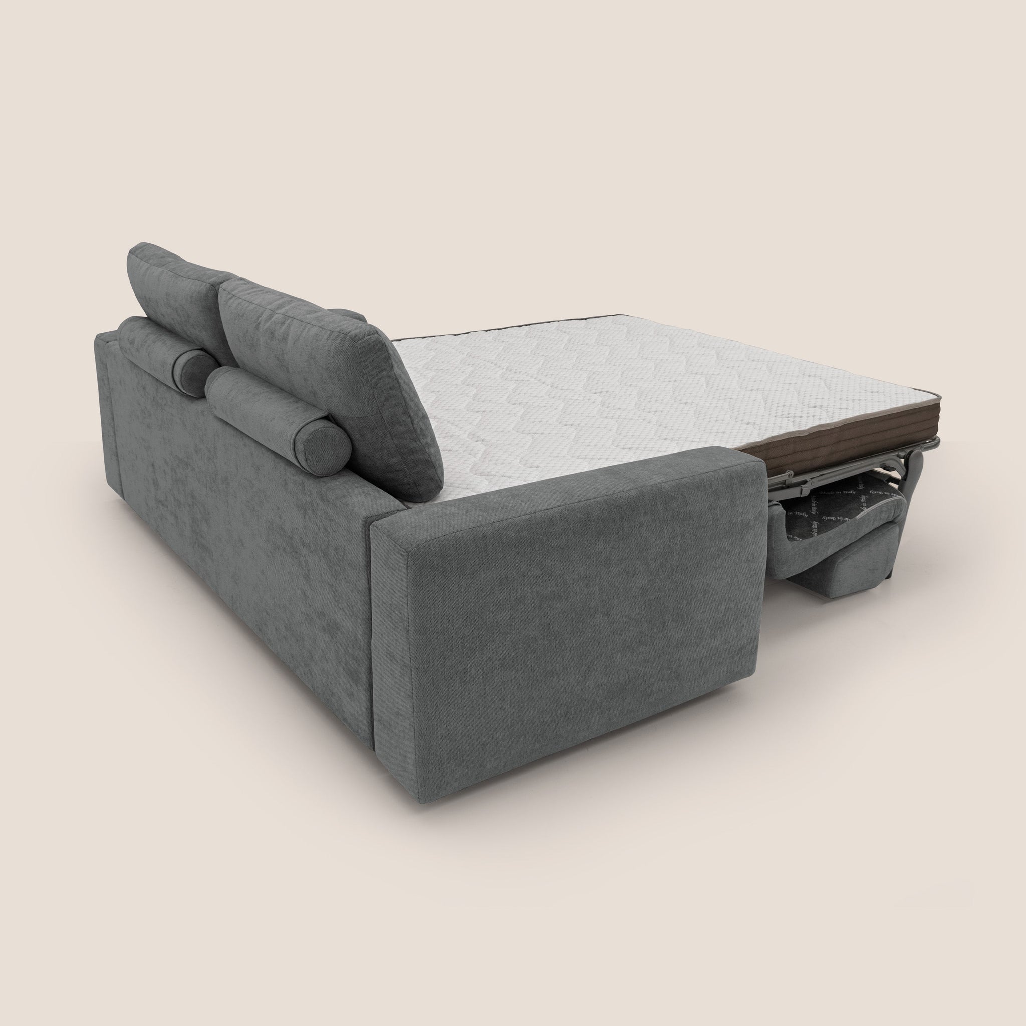 Freia Minimales Schlafsofa mit h15 cm Matratze und weichen Rückenlehnen aus wasserfestem Stoff T14