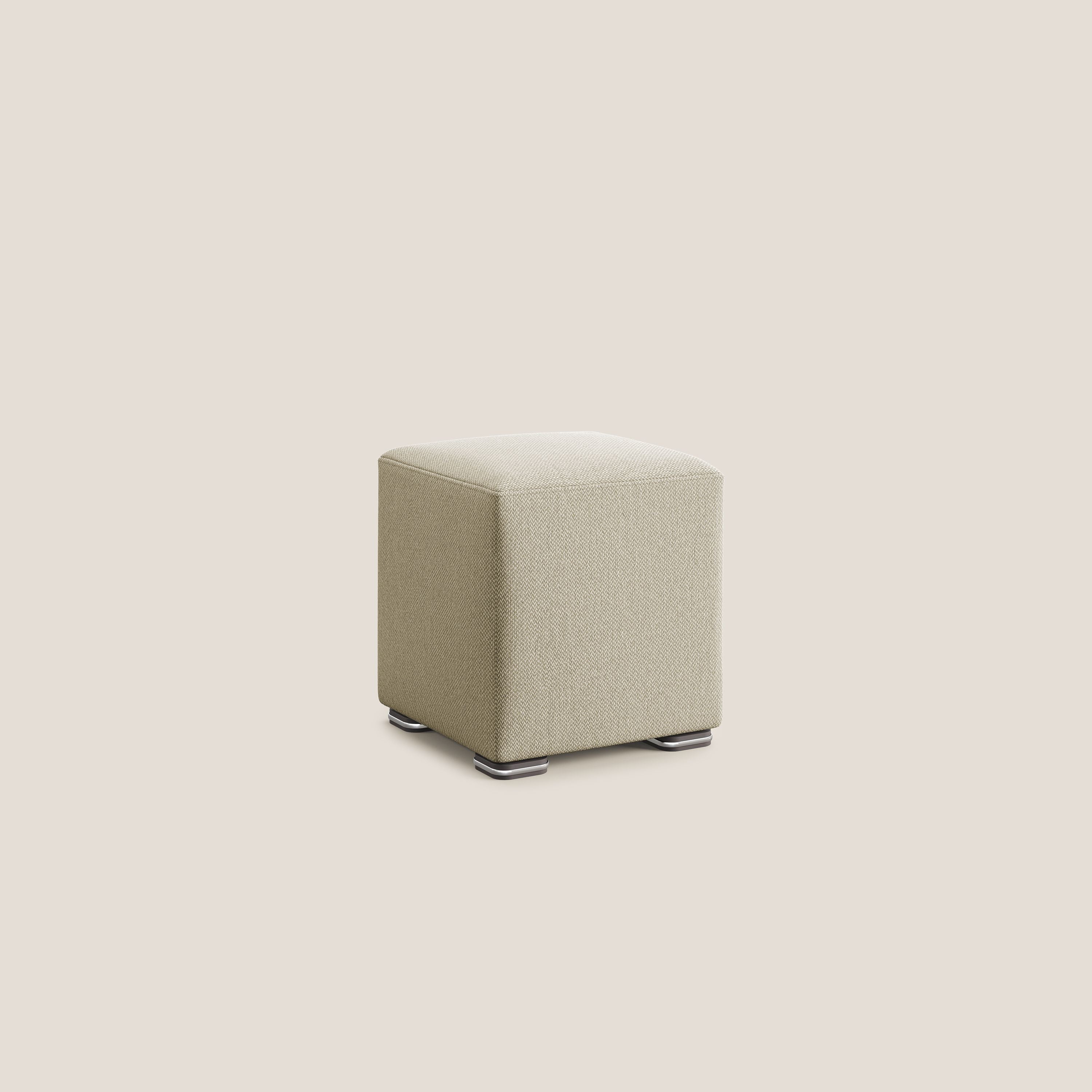 Cube pouf in tessuto morbido smacchiabile T05 cammello - divani.store
