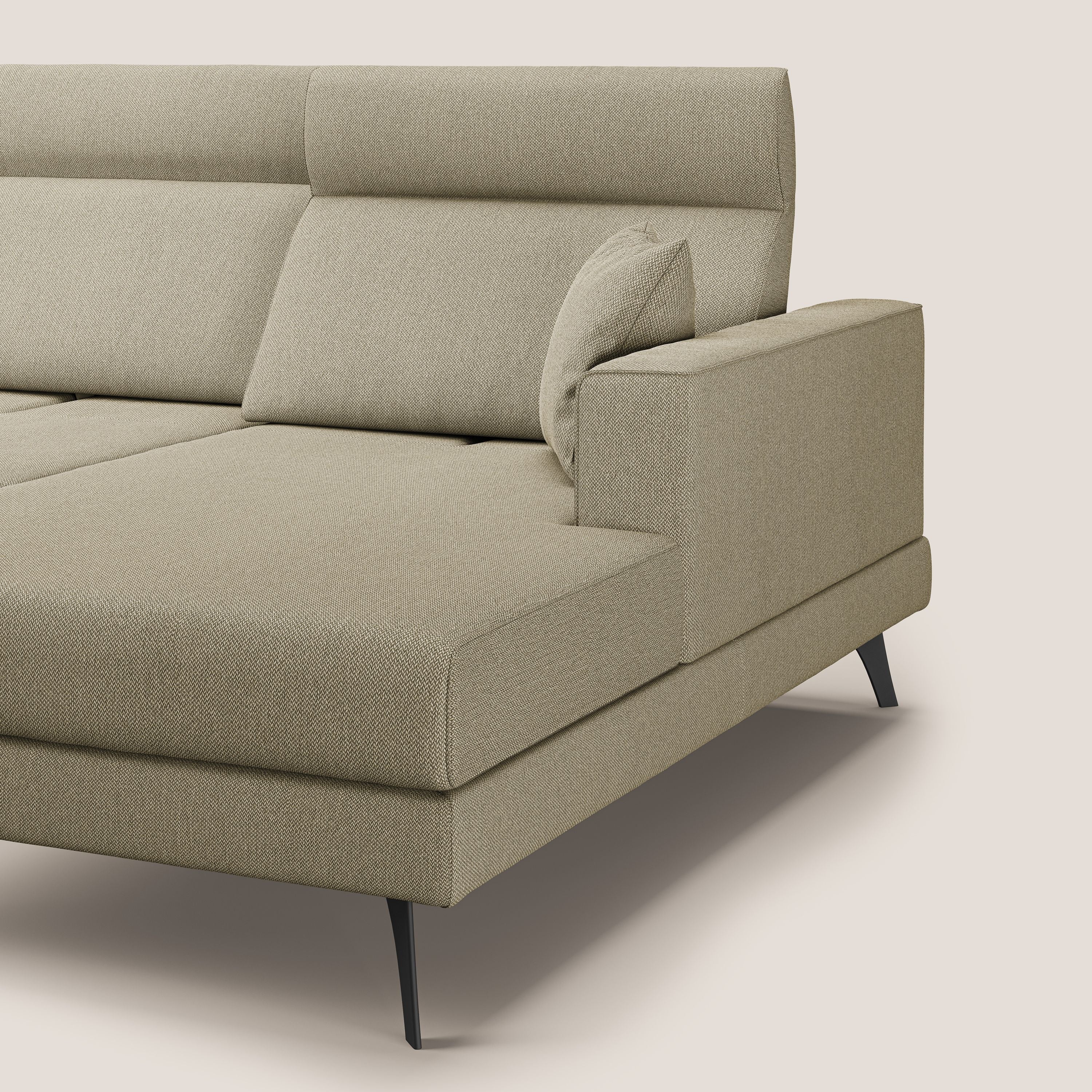 Slide Divano angolare con schienali traslanti e poggiatesta regolabili in tessuto smacchiabile T05 cammello - divani.store