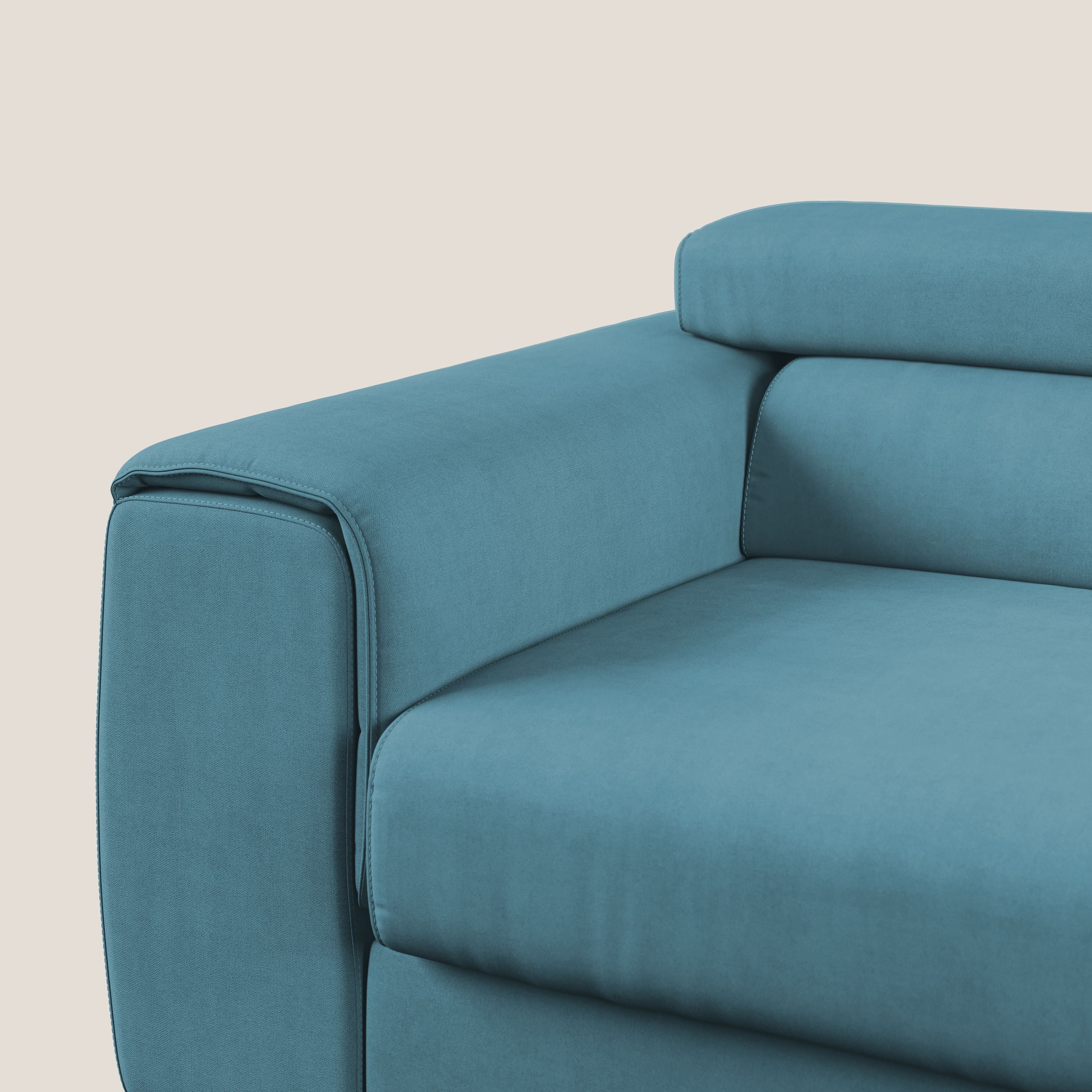 Zeno Divano con pouf estraibile poggiapiedi in tessuto morbido impermeabile T02 azzurro - divani.store