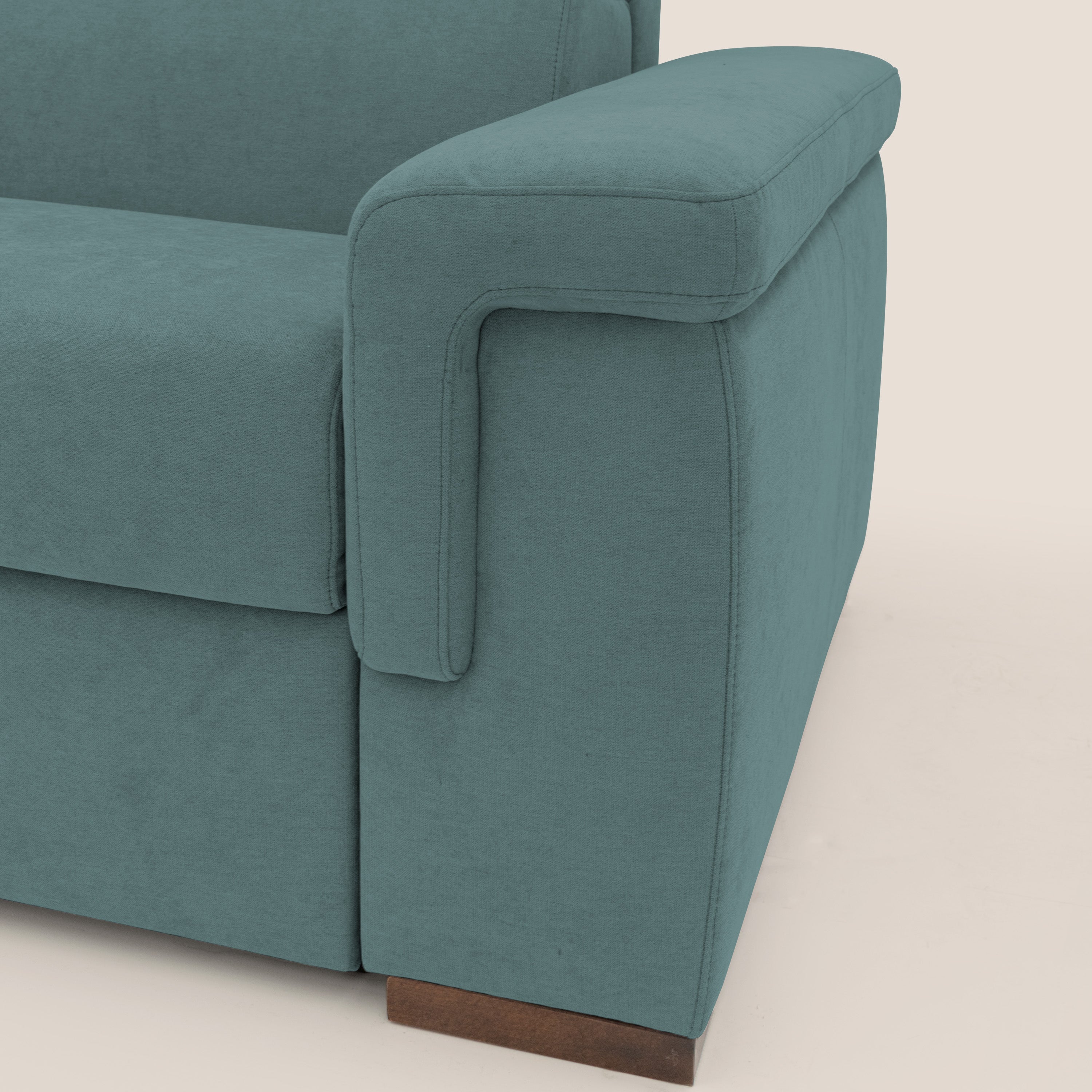 Giunone divano letto con materasso alto 18 cm e poggiatesta reclinabili in tessuto impermeabile T02 petrolio - divani.store