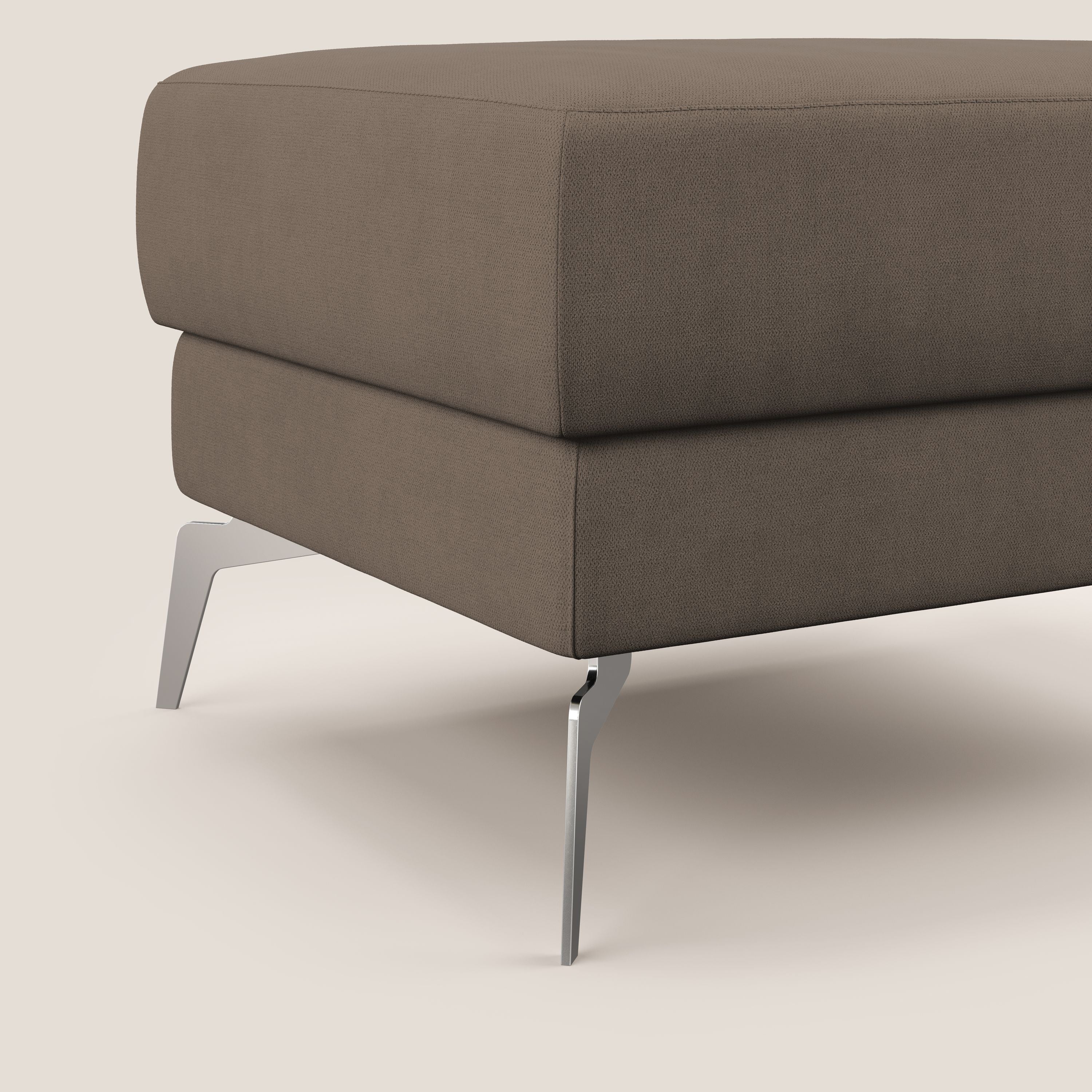 Star Pouf con piedini alti in tessuto impermeabile T02 marrone - divani.store