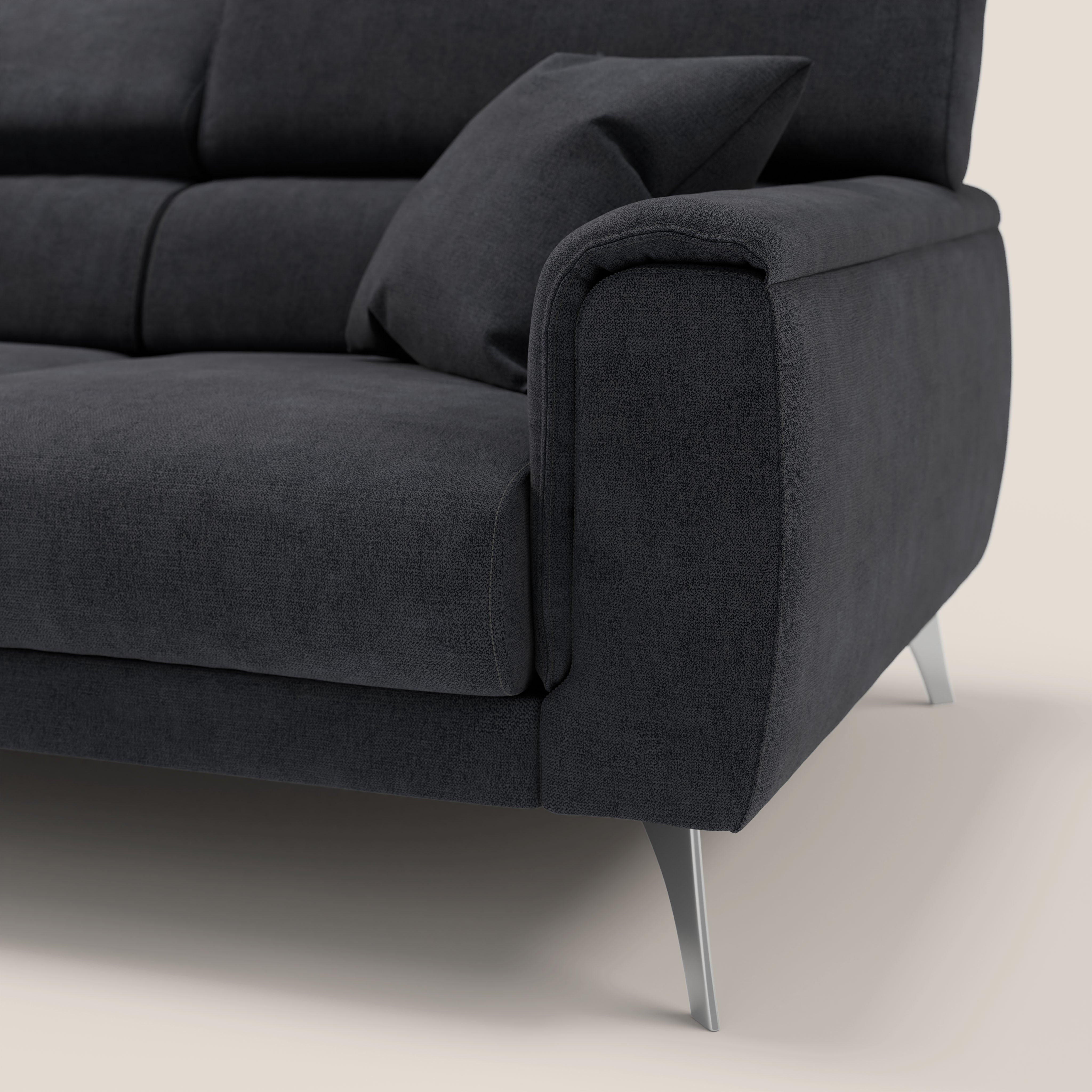 Caravaggio divano con 3 sedute allungabili indipendenti e poggiatesta reclinabili in tessuto impermeabile T02 nero - divani.store