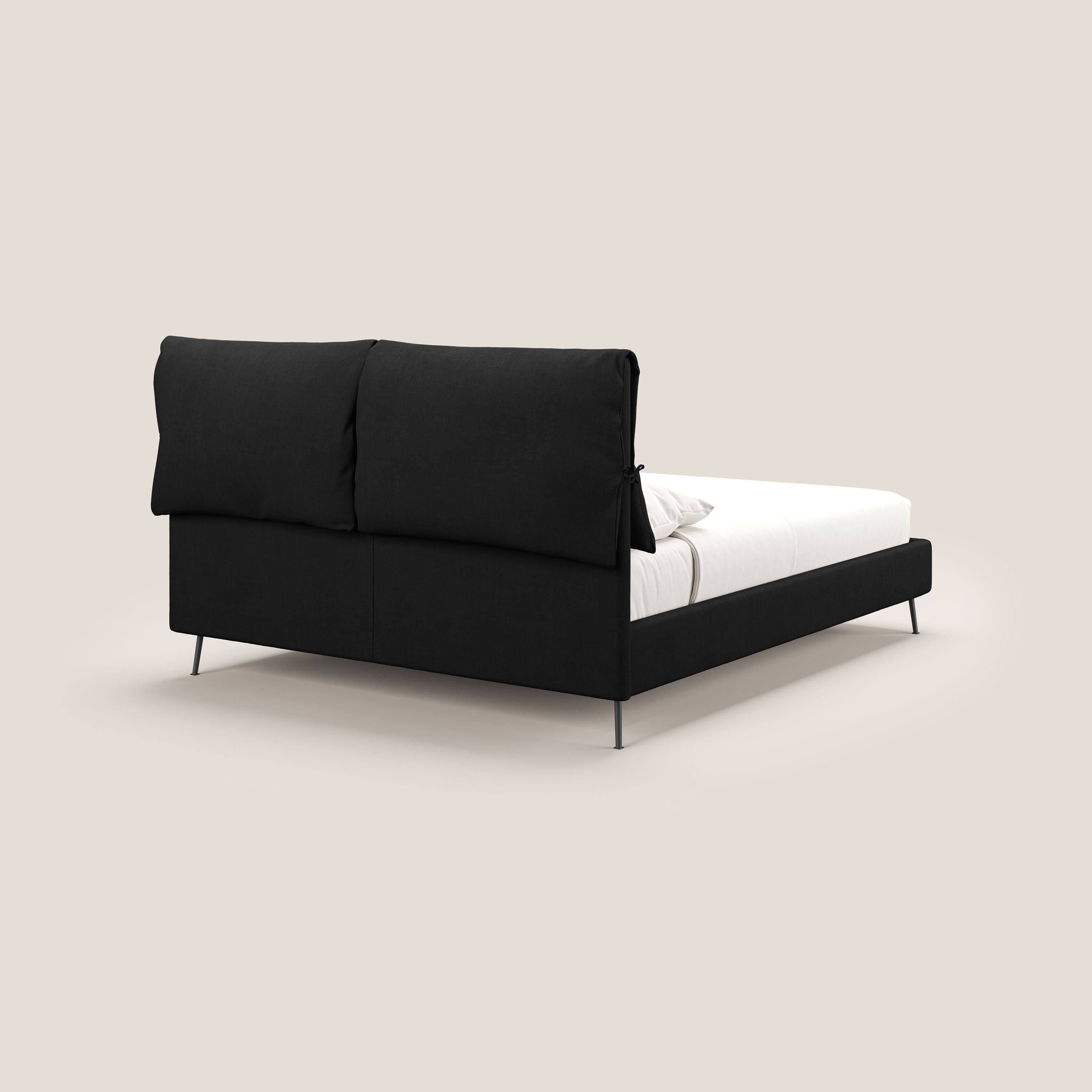Artemisia letto imbottito con piedini alti sfoderabile in tessuto smacchiabile T17 nero - divani.store