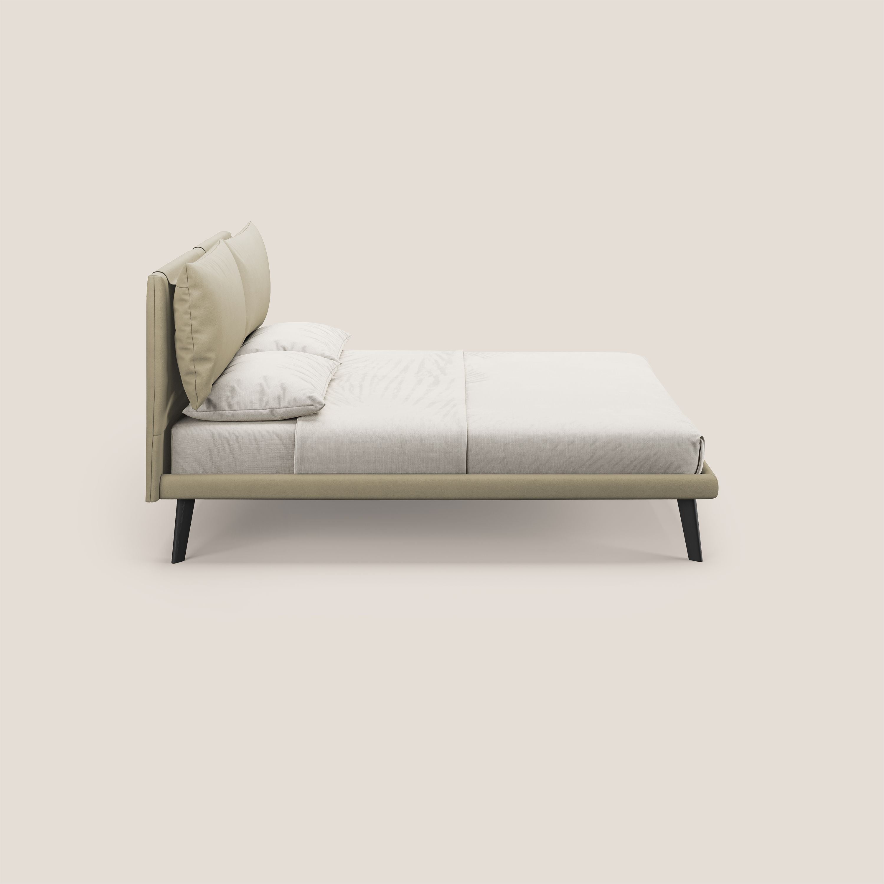 Astrid letto imbottito con piedi in legno in microfibra smacchiabile T11 panna - divani.store