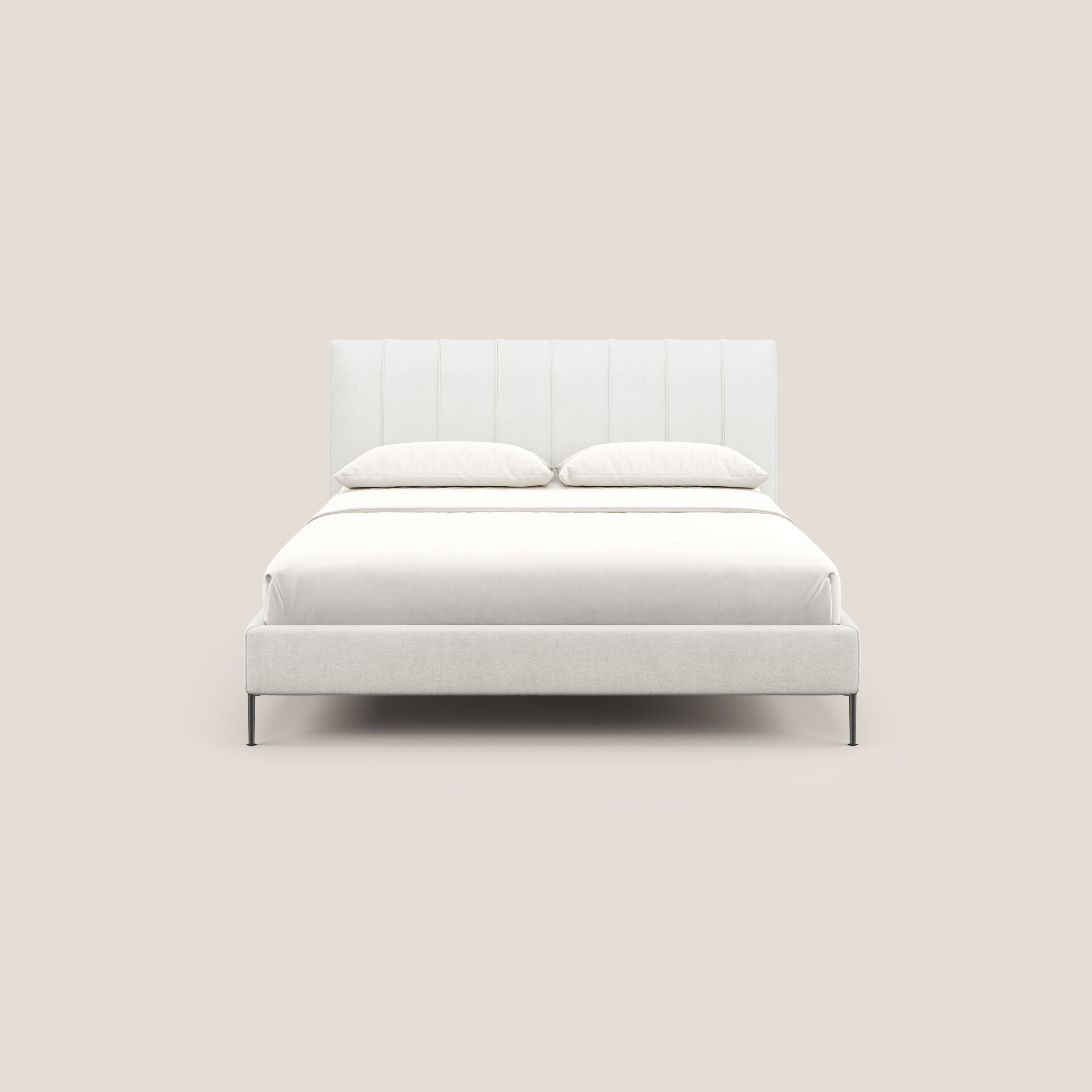 Calliope letto imbottito piedini alti completamente sfoderabile in tessuto smacchiabile T17 bianco - divani.store