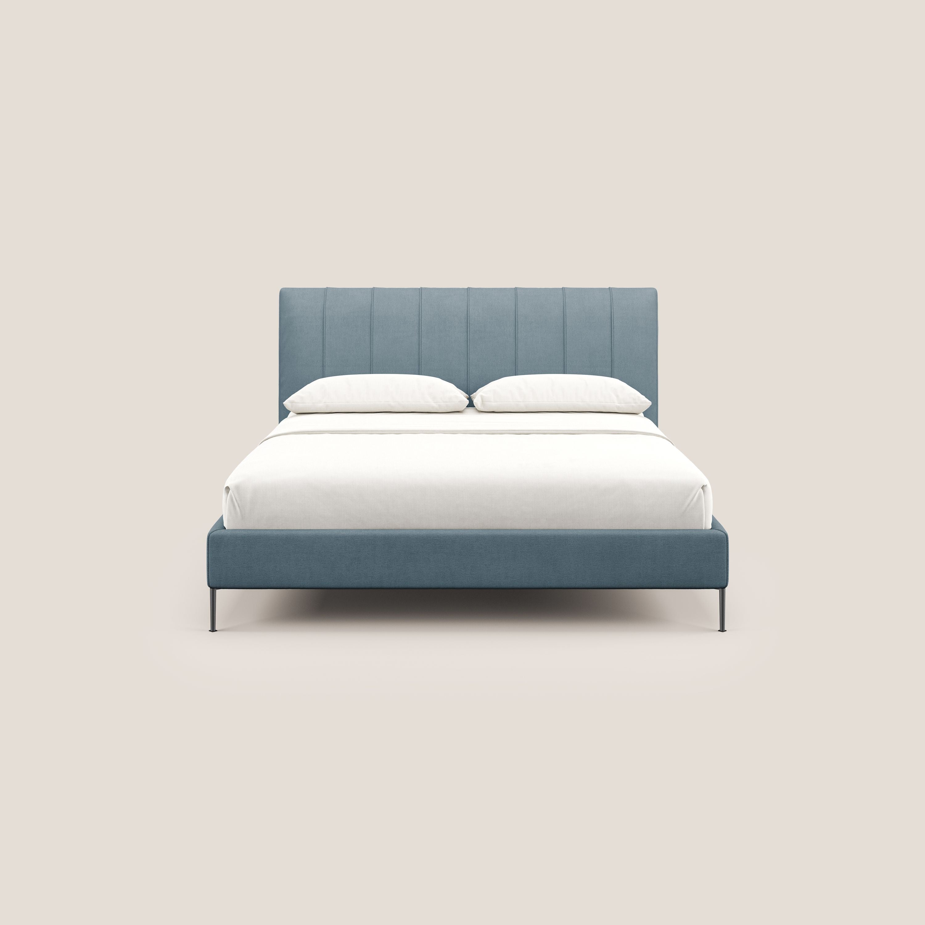 Calliope letto imbottito piedini alti completamente sfoderabile in tessuto smacchiabile T17 carta da zucchero - divani.store