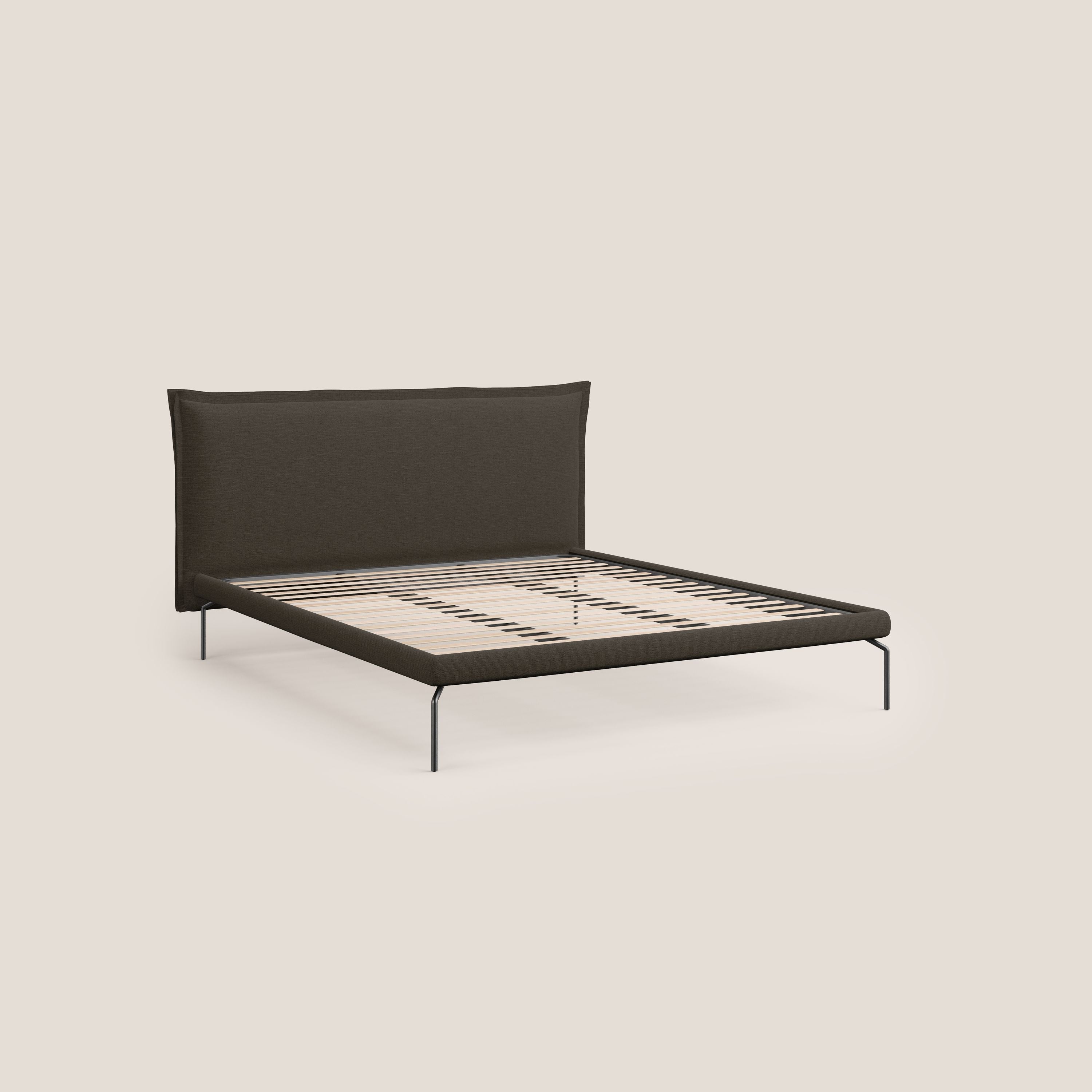 Eric letto imbottito design minimal in morbido tessuto impermeabile T14 marrone - divani.store