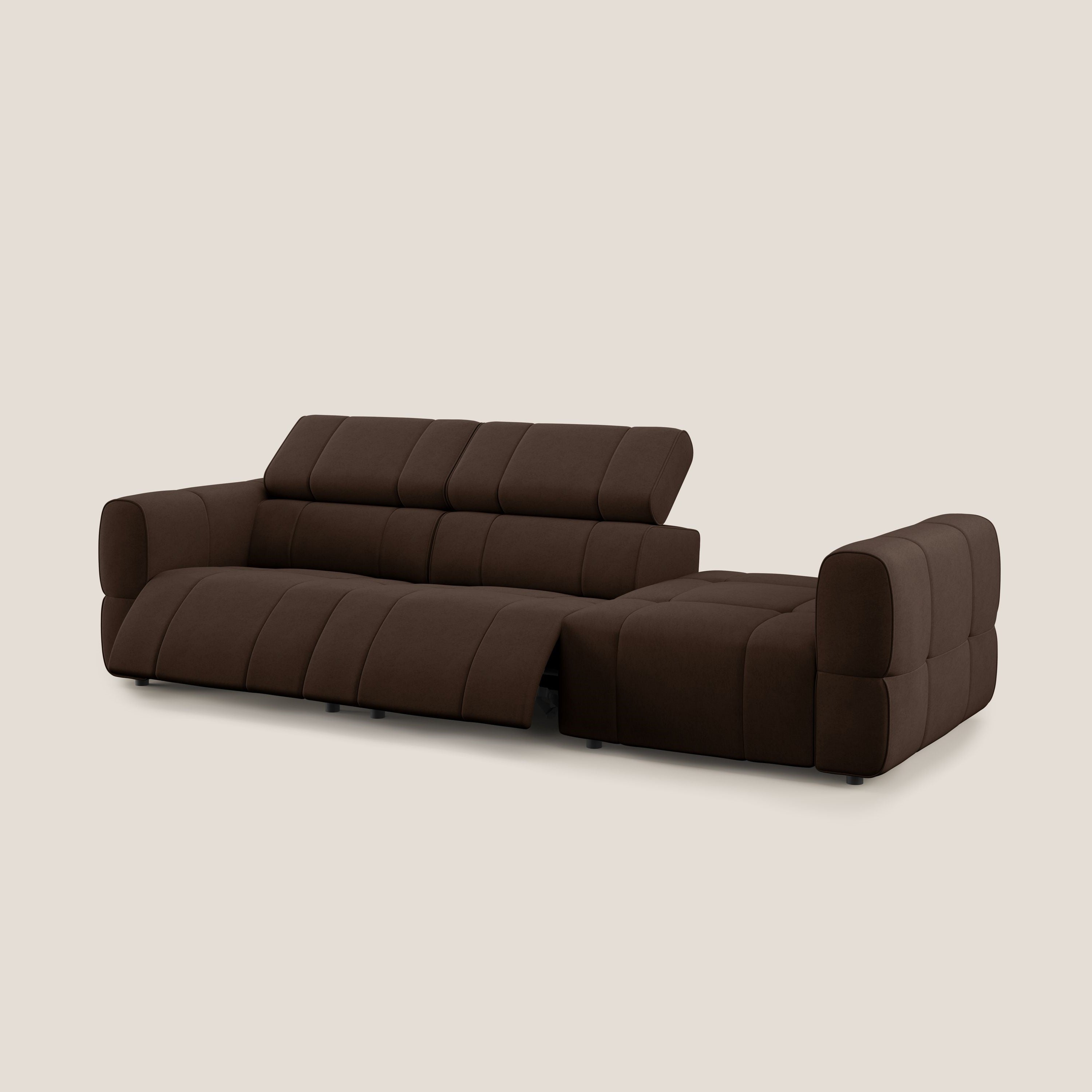 Giotto Divano con terminale e opzione relax elettrico in microfibra effetto velluto impermeabile T09 - divani.store