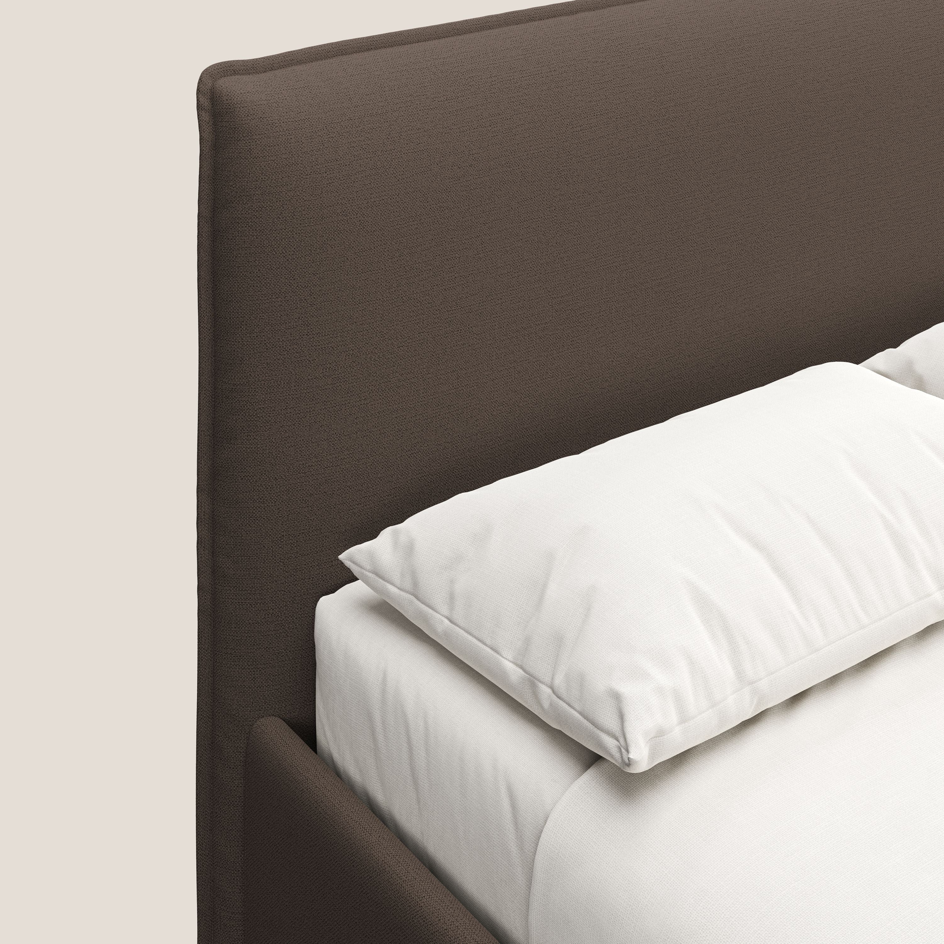 Hunter letto imbottito contenitore sfoderabile in tessuto impermeabile fiammato T19 marrone - divani.store