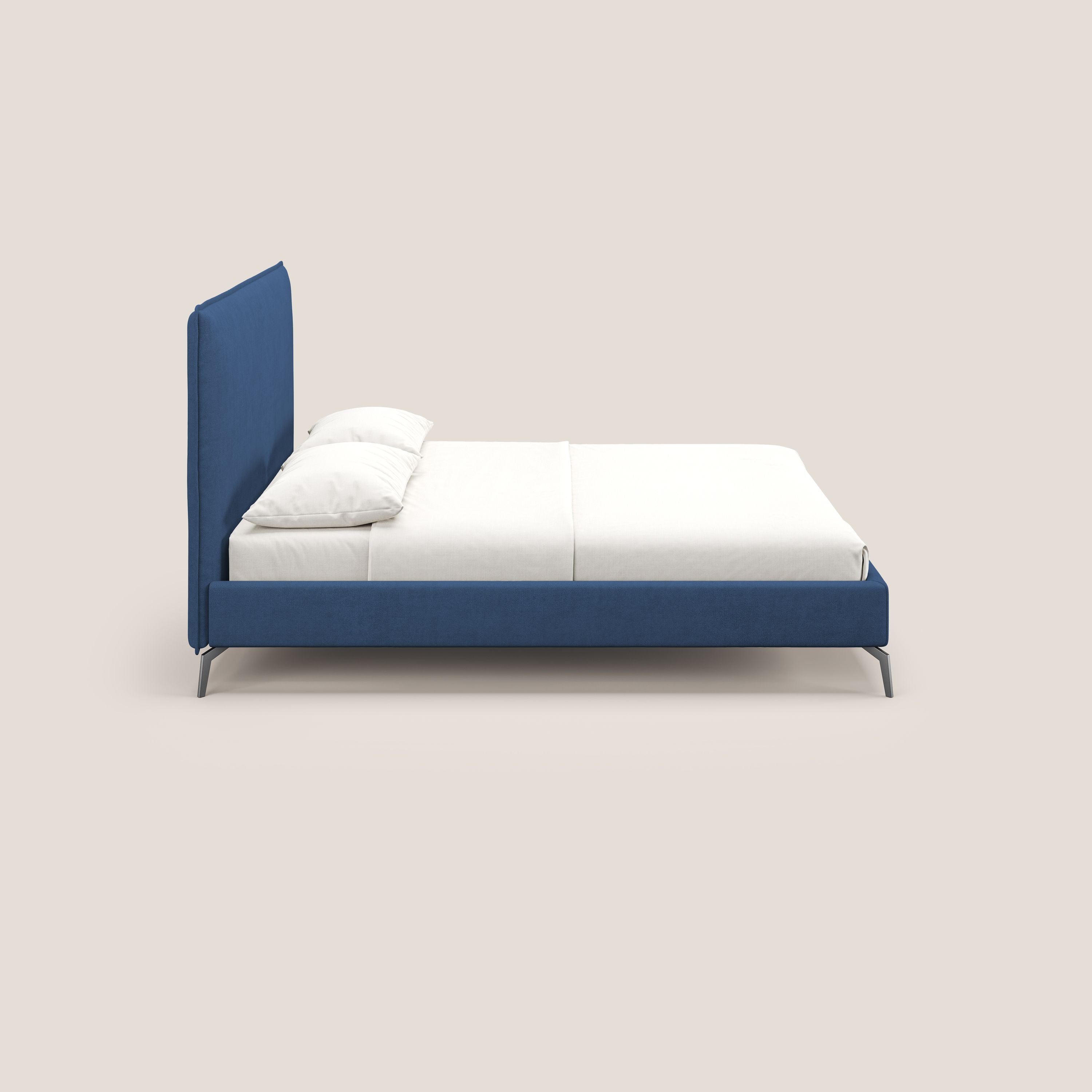 Iris letto imbottito con piedini neri sfoderabile in tessuto impermeabile T02 blu - divani.store