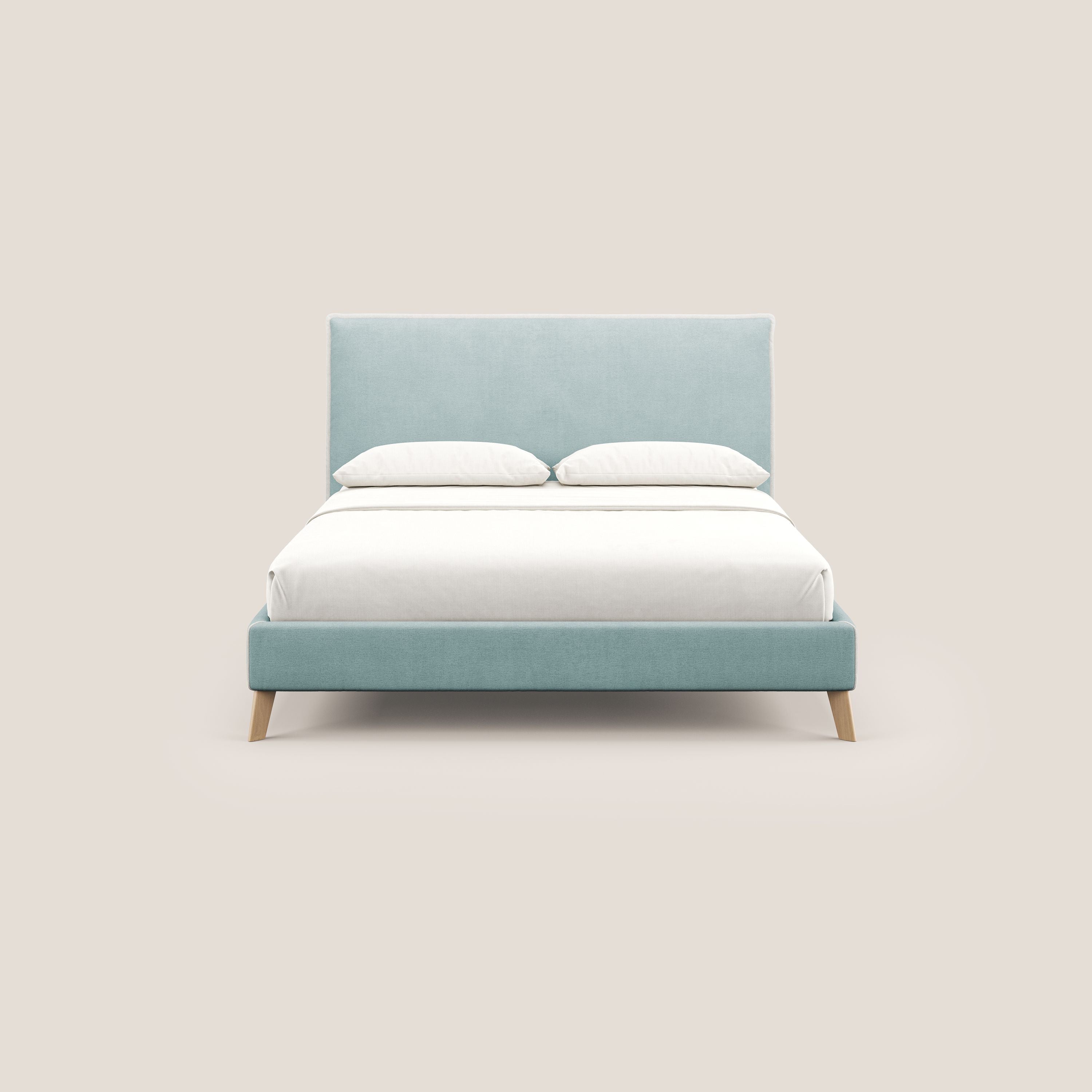 Leila letto imbottito con piedini legno in tessuto smacchiabile T17 verde acqua - bianco - divani.store