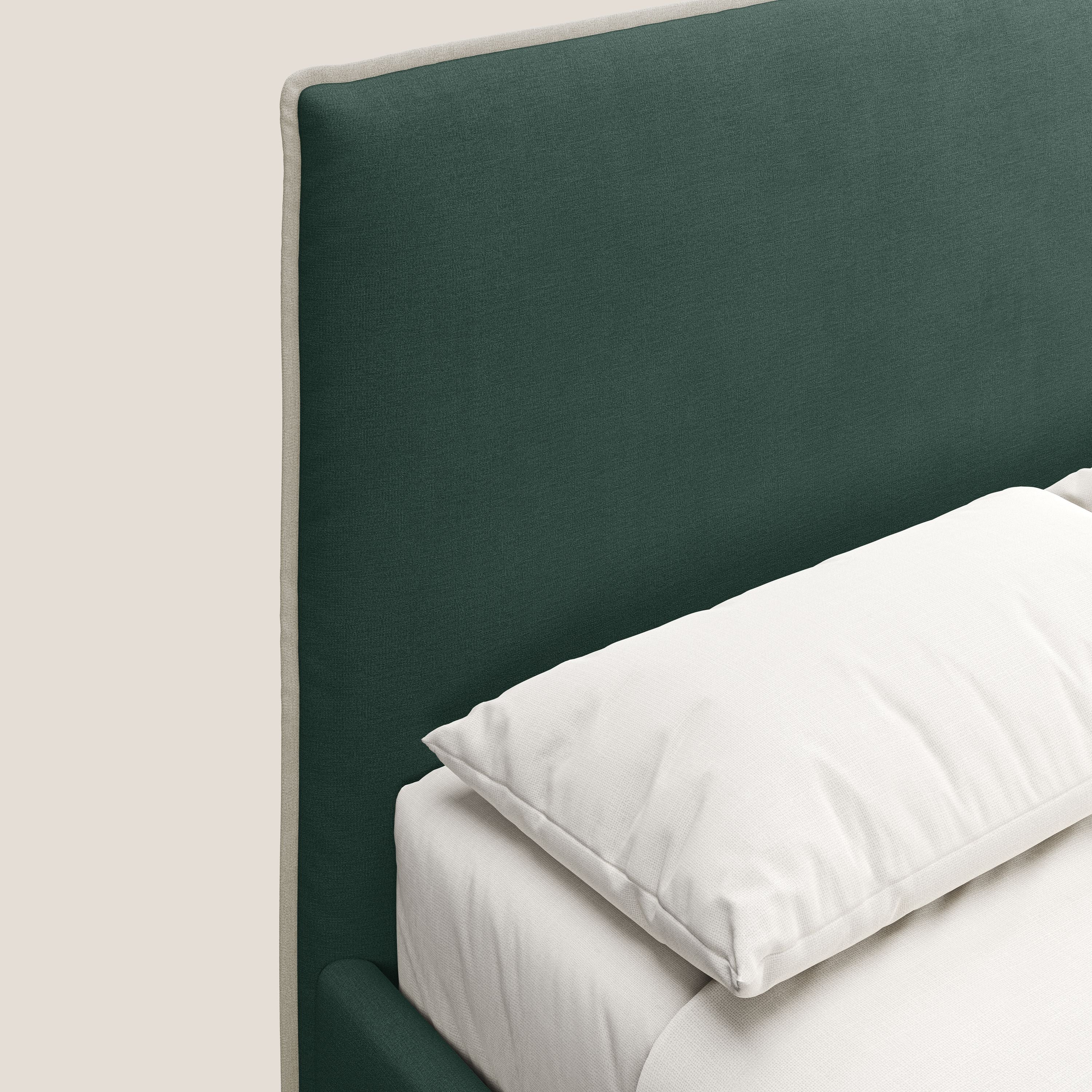 Leila letto imbottito con piedini legno in tessuto smacchiabile T17 verde - tortora - divani.store
