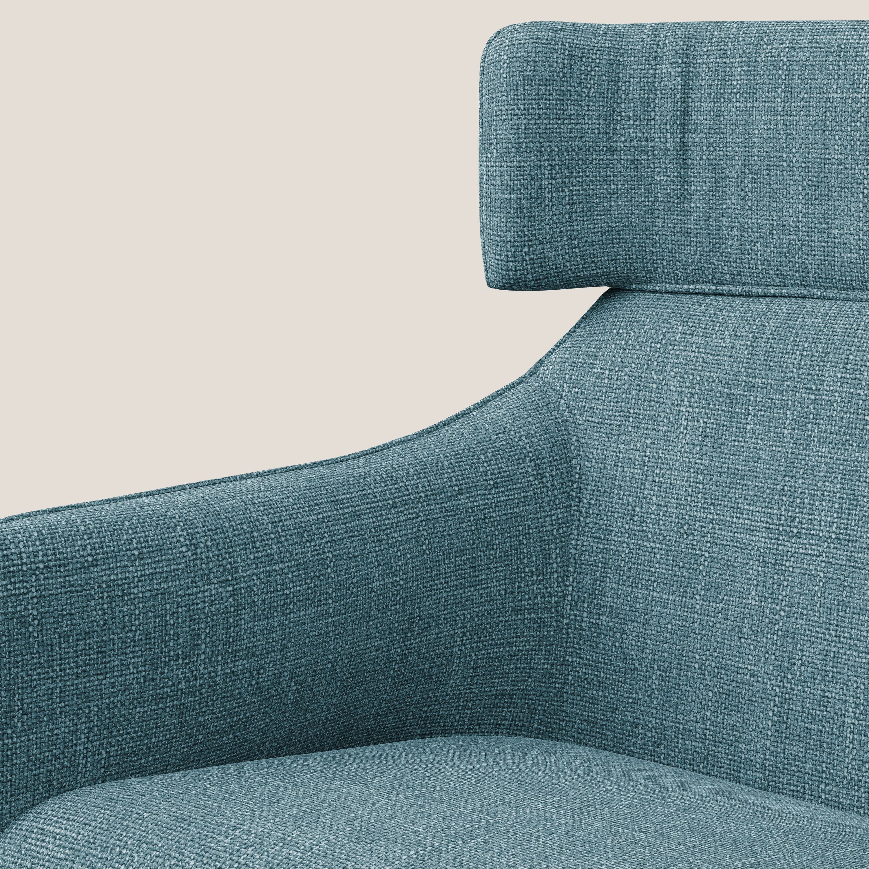 Zelda Poltroncina dal design moderno in morbido tessuto impermeabile T06 azzurro - divani.store