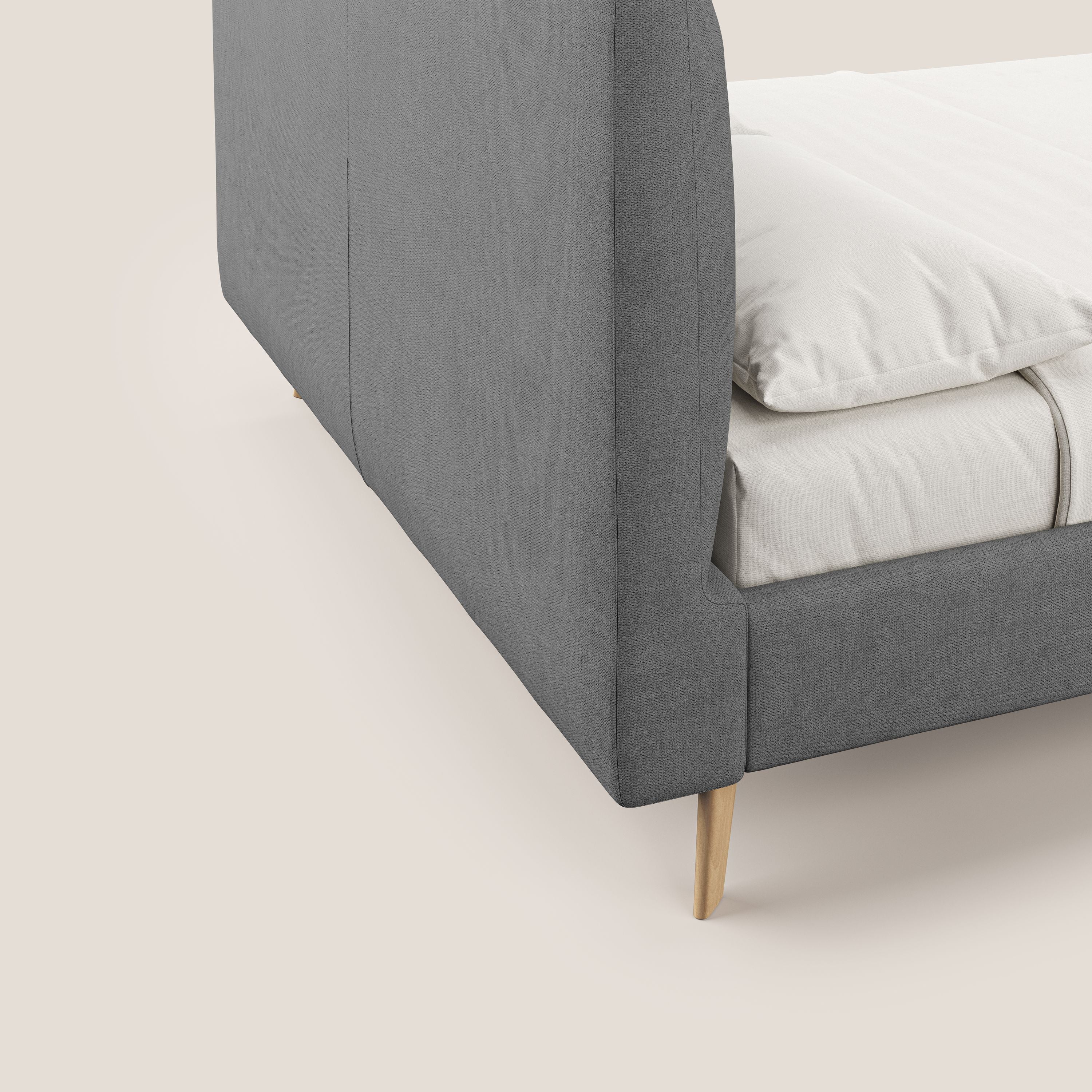 Selene letto imbottito con piedini naturali sfoderabile in tessuto impermeabile T02 grigio - divani.store
