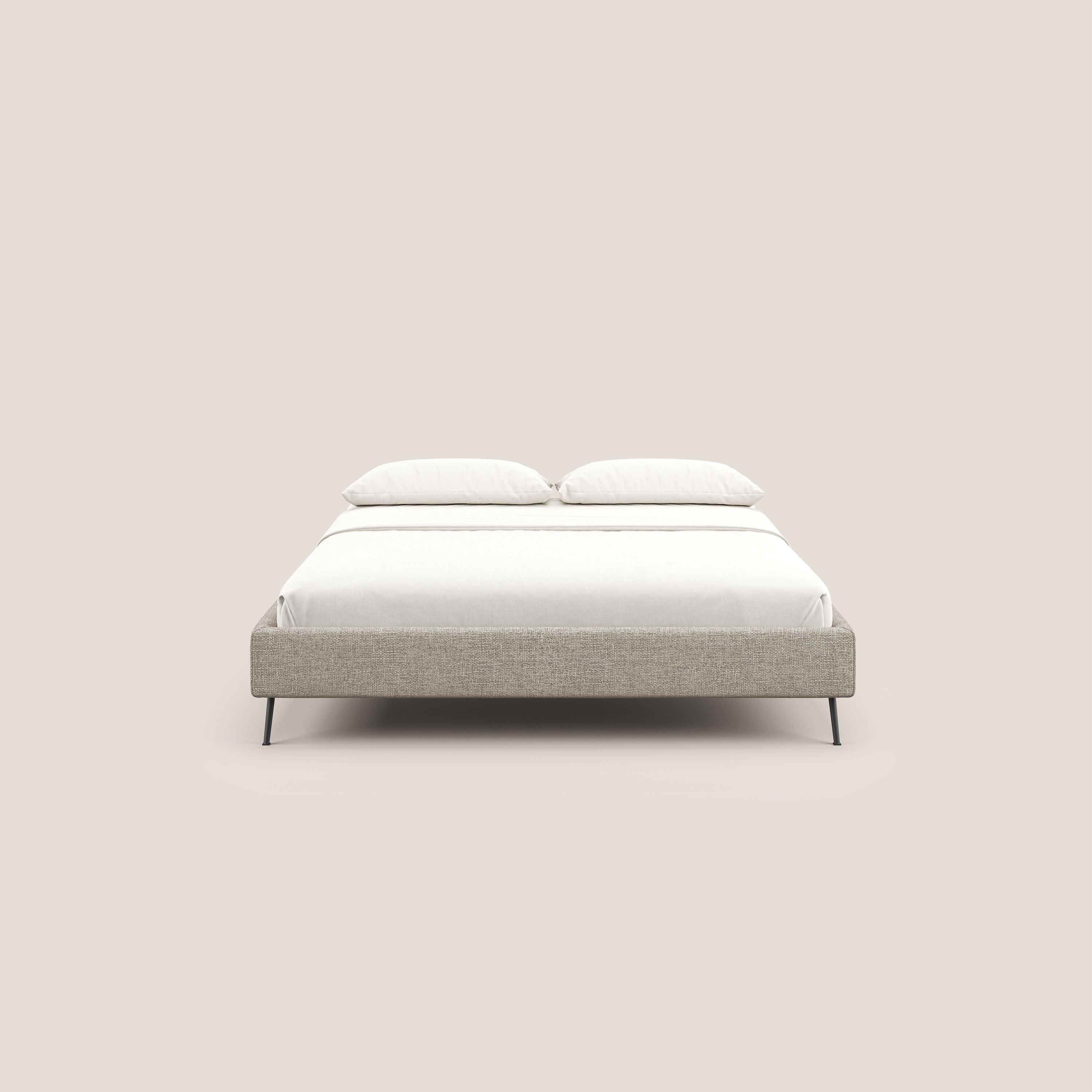 Steve sommier giroletto piedi alti in tessuto impermeabile T10 panna - divani.store