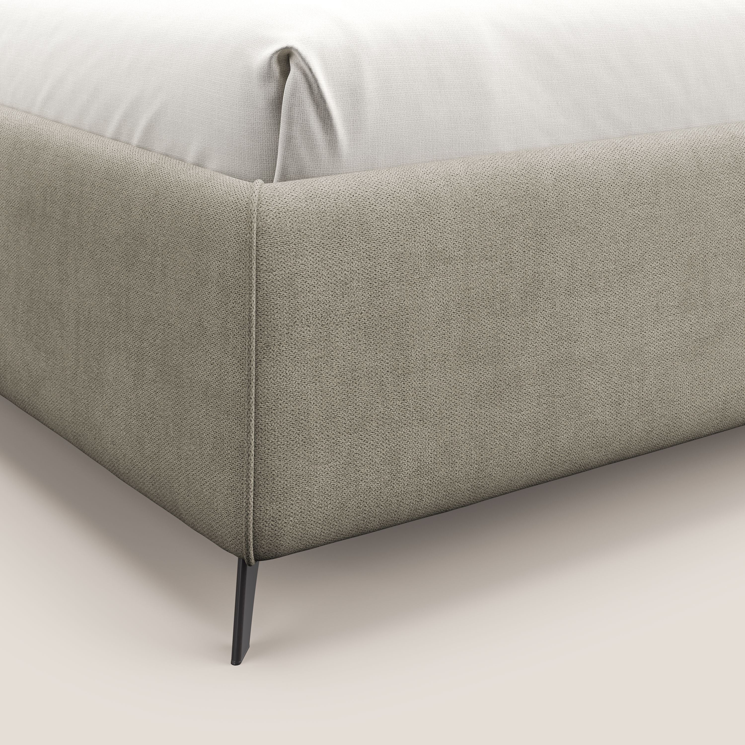 Sara sommier con giroletto contenitore in tessuto impermeabile T02 panna - divani.store