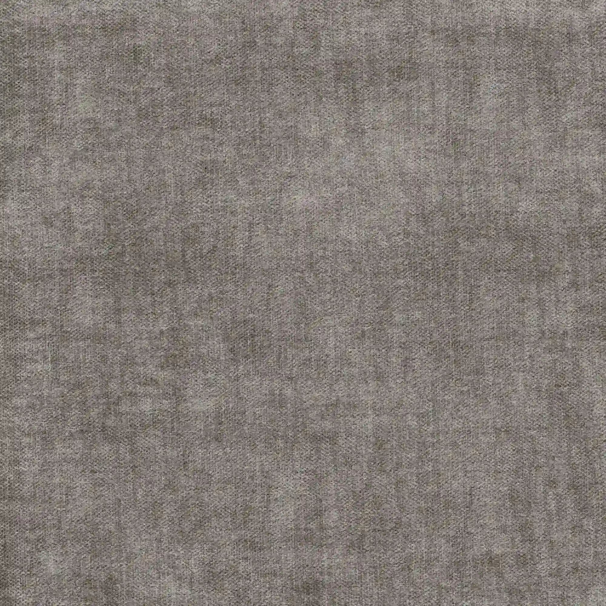 Un primo piano del tessuto grigio, screziato e smacchiabile, dall’effetto melange, che caratterizza il divano letto con penisola reversibile Titano di Divani.Store: ideale per aggiungere un tocco di stile raffinato e praticità a qualsiasi salotto contemporaneo.