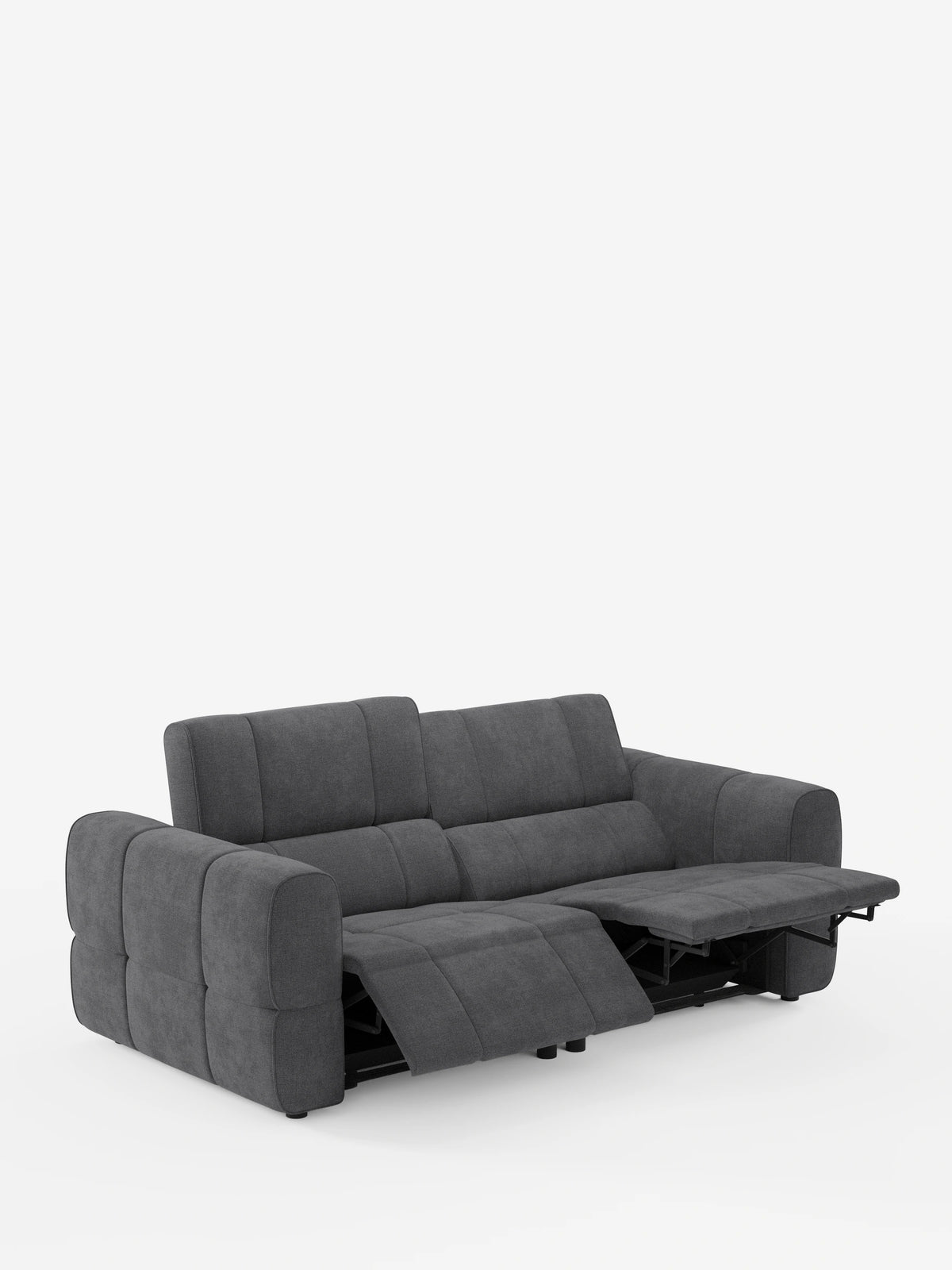Un divano modulare Giotto a 3 posti di colore grigio scuro, con poggiatesta reclinabili e funzione relax elettrica opzionale, rivestito in tessuto smacchiabile T23 su sfondo bianco; presenta un design squadrato e trapuntato, con ampi braccioli imbottiti e un poggiapiedi allungato.