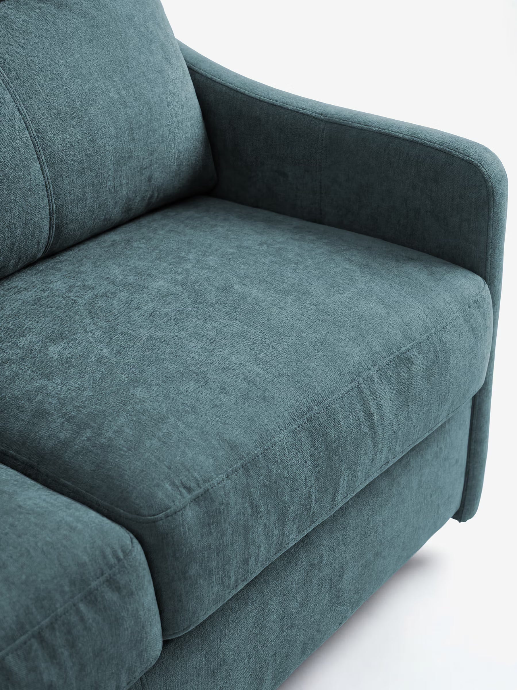 Primo piano di un tessuto color verde acqua del divano letto Lodovico a 3 posti con materasso ALTO 20 cm in tessuto antimacchia certificato Oeko-Tex di Divani.Store, che mostra il cuscino della seduta, il bracciolo e parte dello schienale. Il tessuto presenta un aspetto morbido e strutturato, mentre il design del divano è moderno e caratterizzato da linee pulite. Lo sfondo è bianco a tinta unita.