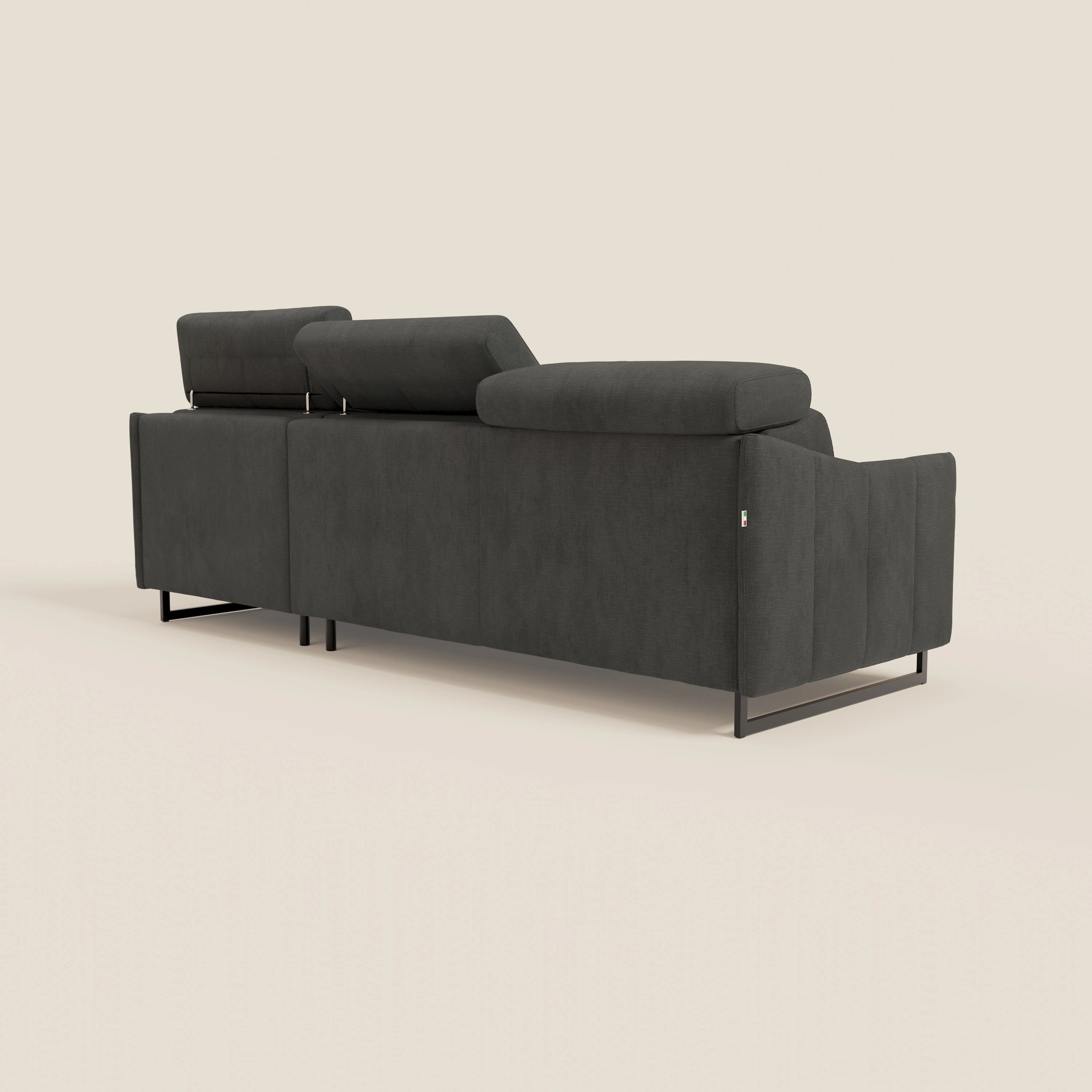 Loto Divano Letto Angolare con Penisola contenitore, Poggiatesta, Materasso Alto H18 in morbido tessuto impermeabile T14 - divani.store