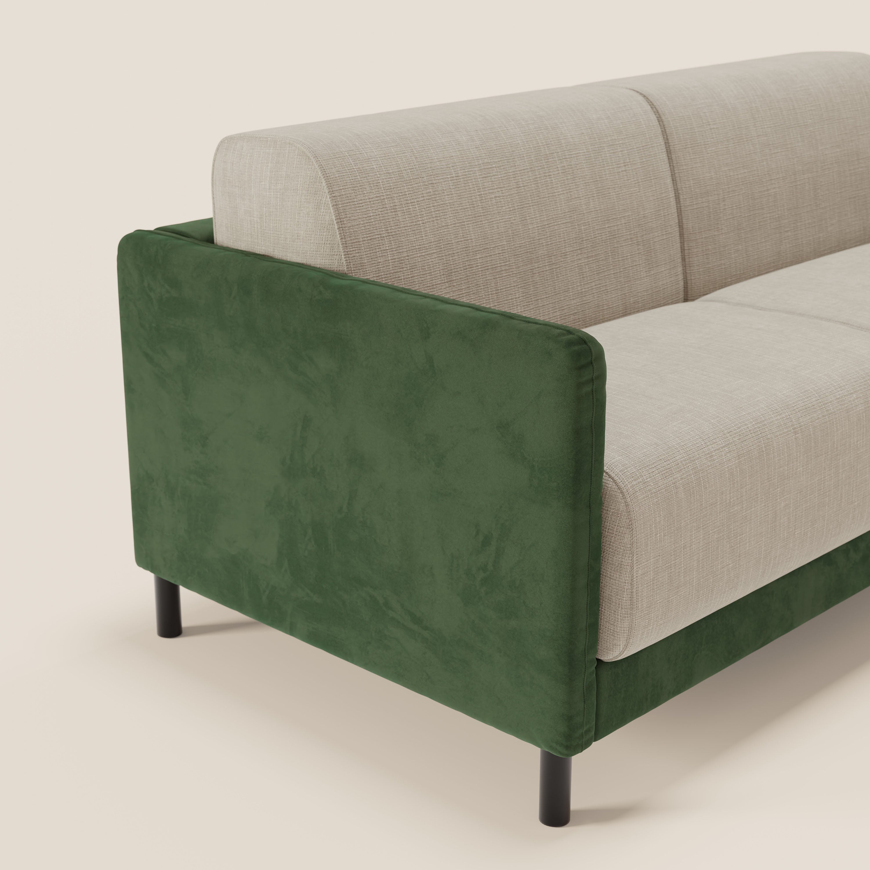 Il divano letto Narciso di Divani.Store è caratterizzato da un design bicolore con materasso H18 cm, struttura in microfibra antimacchia ed elegante tessuto impermeabile T06 nei colori verde e crema. Solo una parte di questo elegante divano è visibile su uno sfondo neutro.