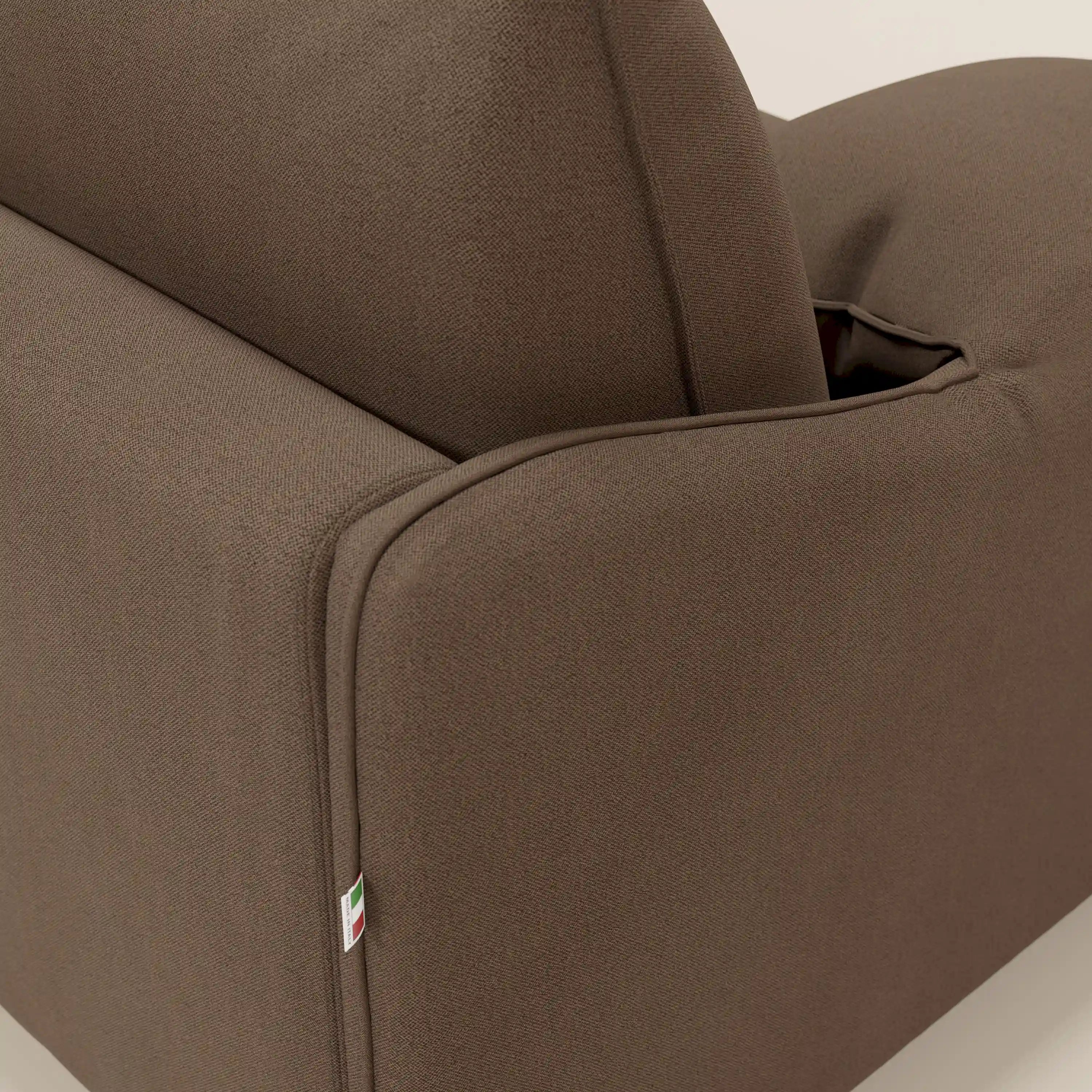 Primula divano letto angolare con materasso H18 cm - penisola contenitore in tessuto smacchiabile T05 - divani.store